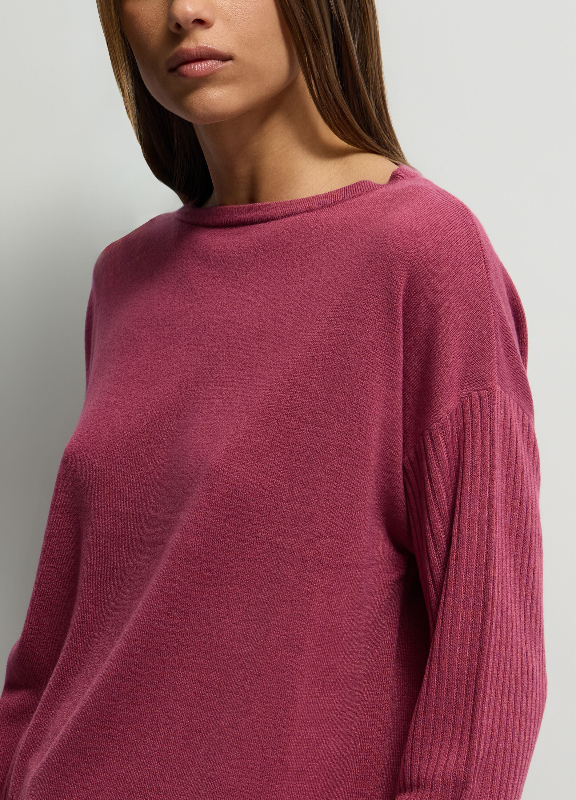 Pullover Fit Over girocollo rasato donna_2