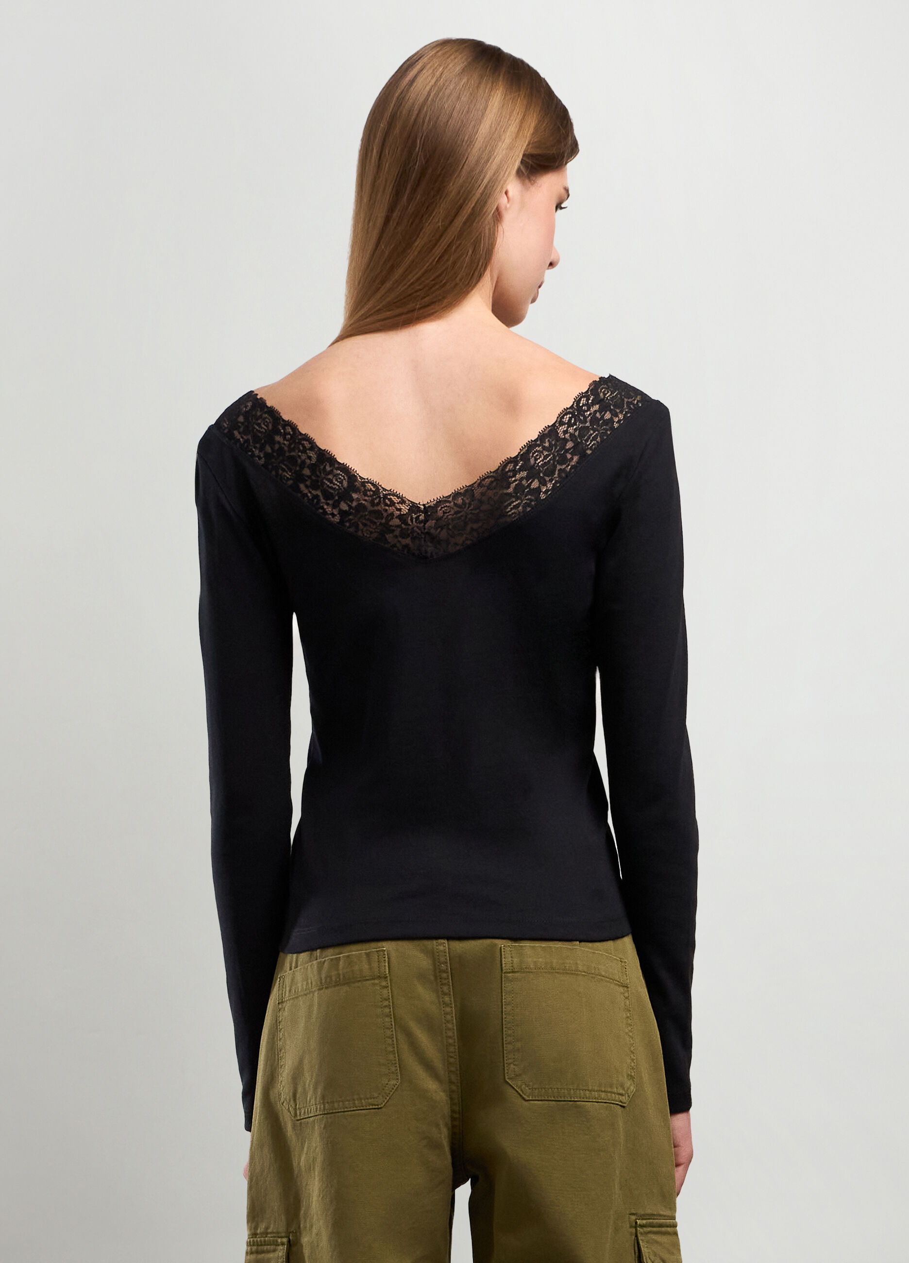 T-shirt misto cotone con scollo a barchetta donna_1