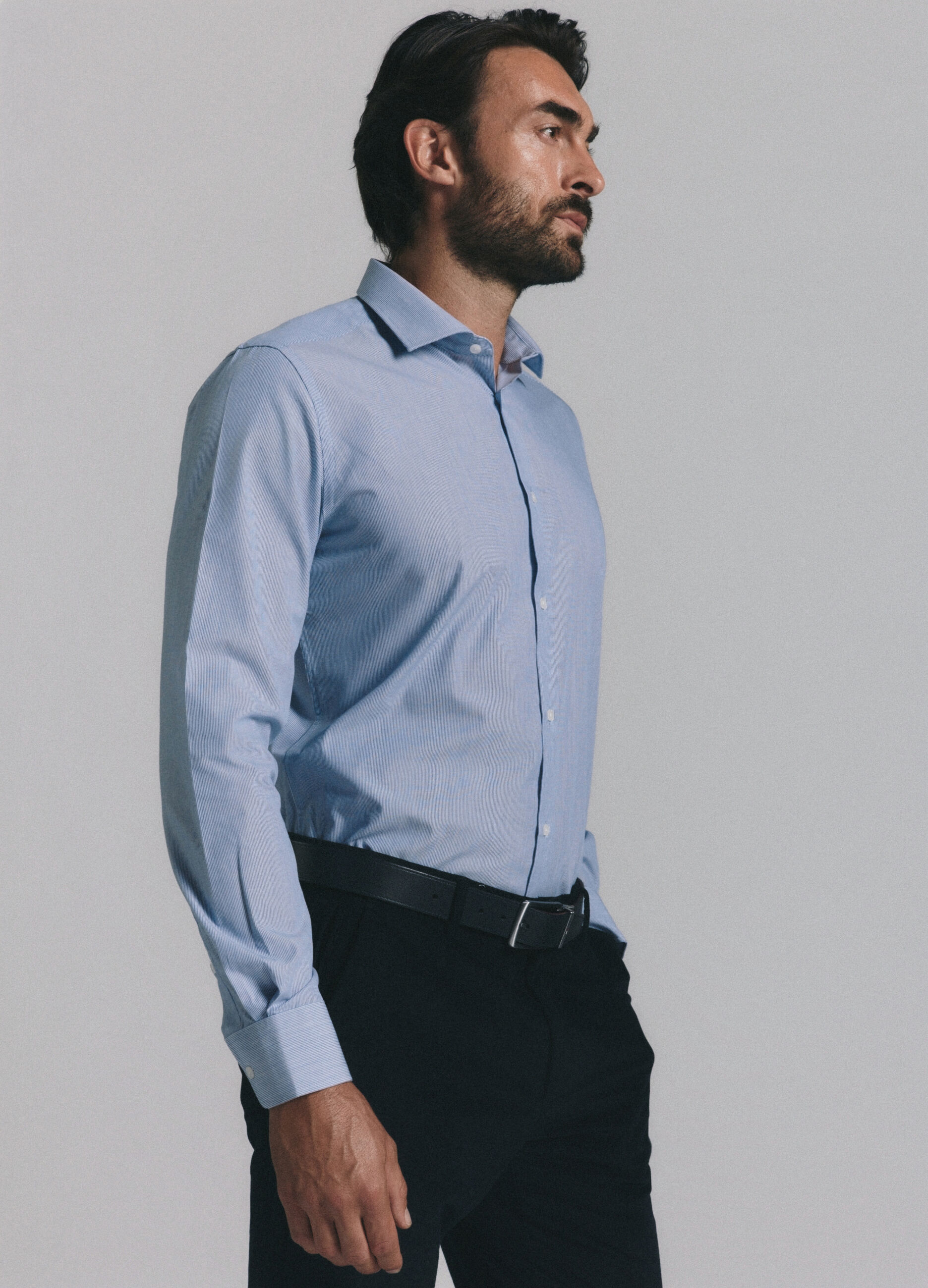 Camicia slim fit in tessuto tinta unita uomo_4