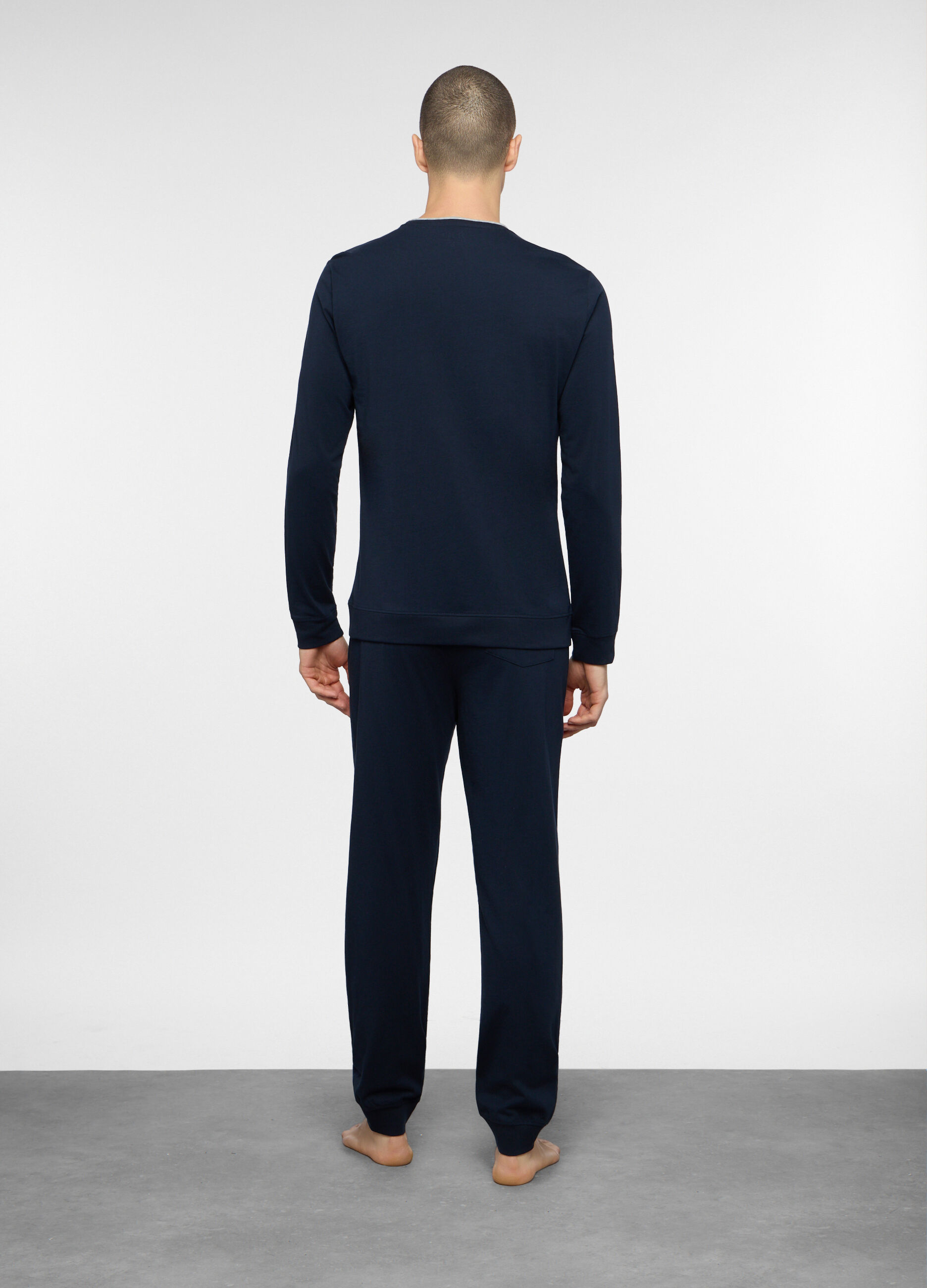 Pigiama lungo a girocollo in cotone uomo_1