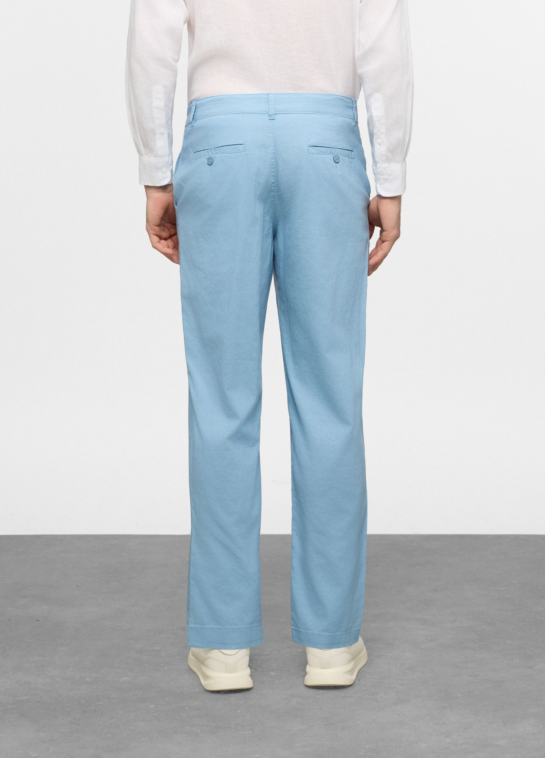 Pantalone chino relaxed fit in lino e cotone uomo_1
