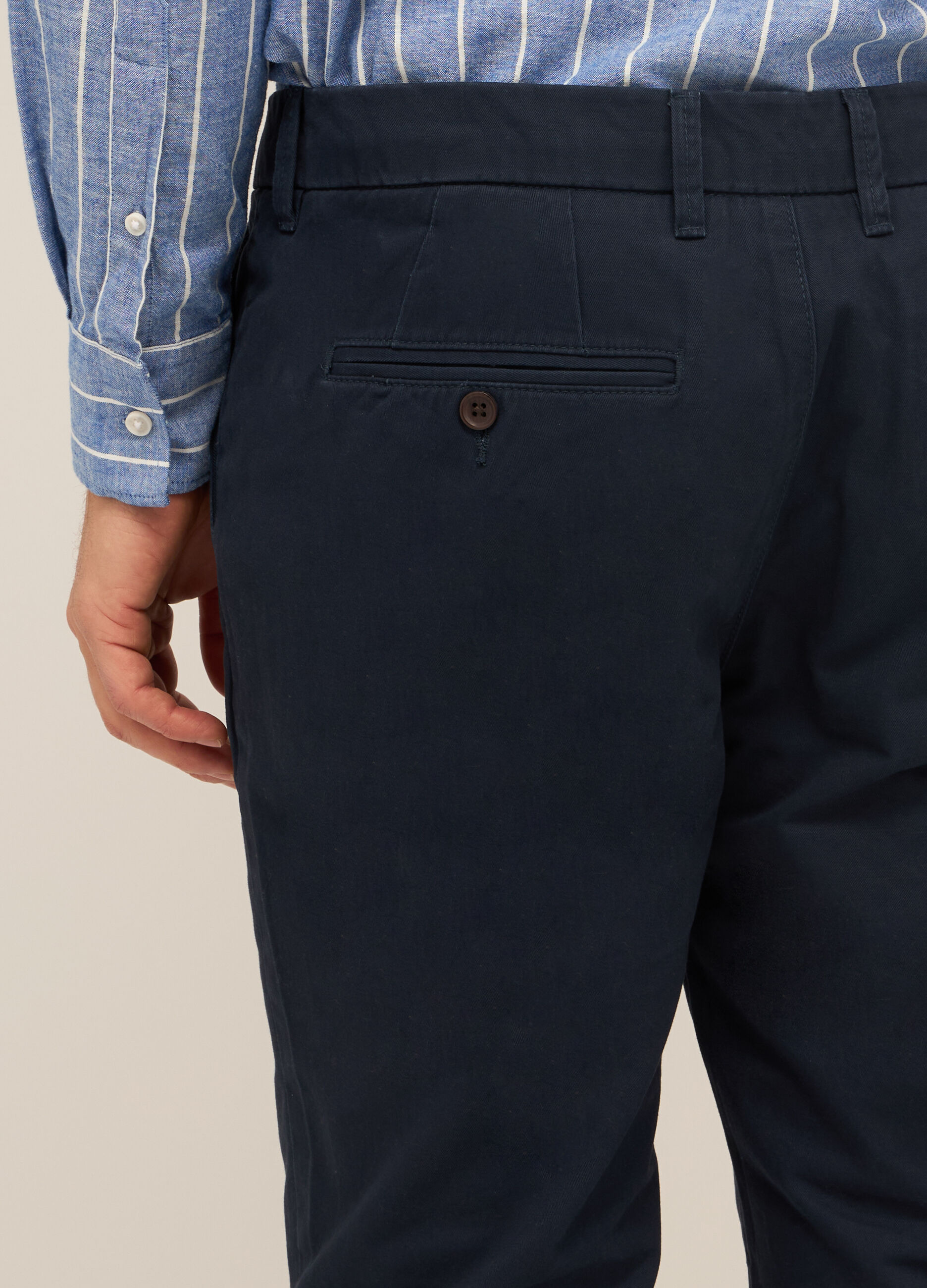 Pantaloni chino in twill di cotone uomo_2