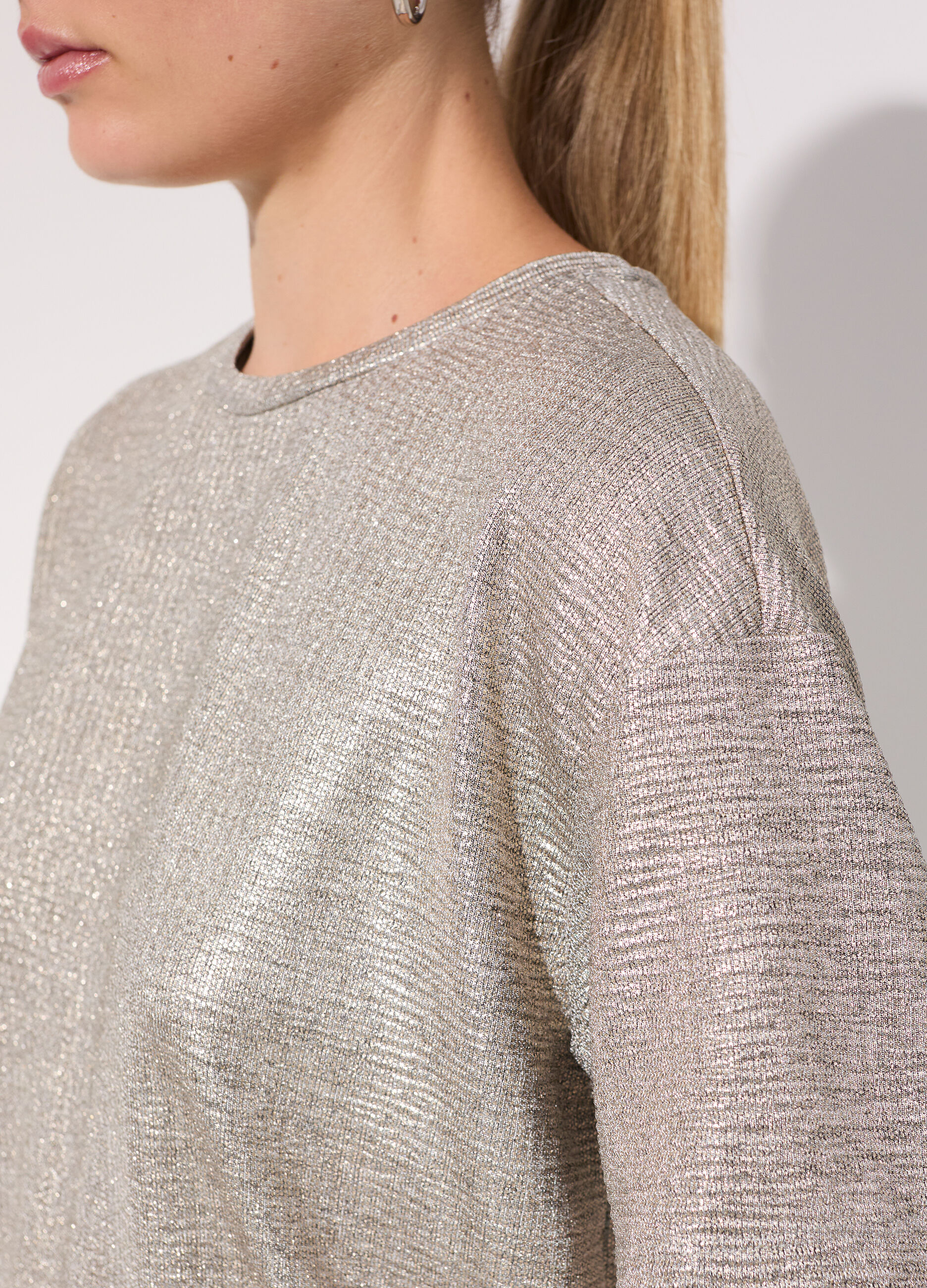 T-shirt effetto lamé donna_3