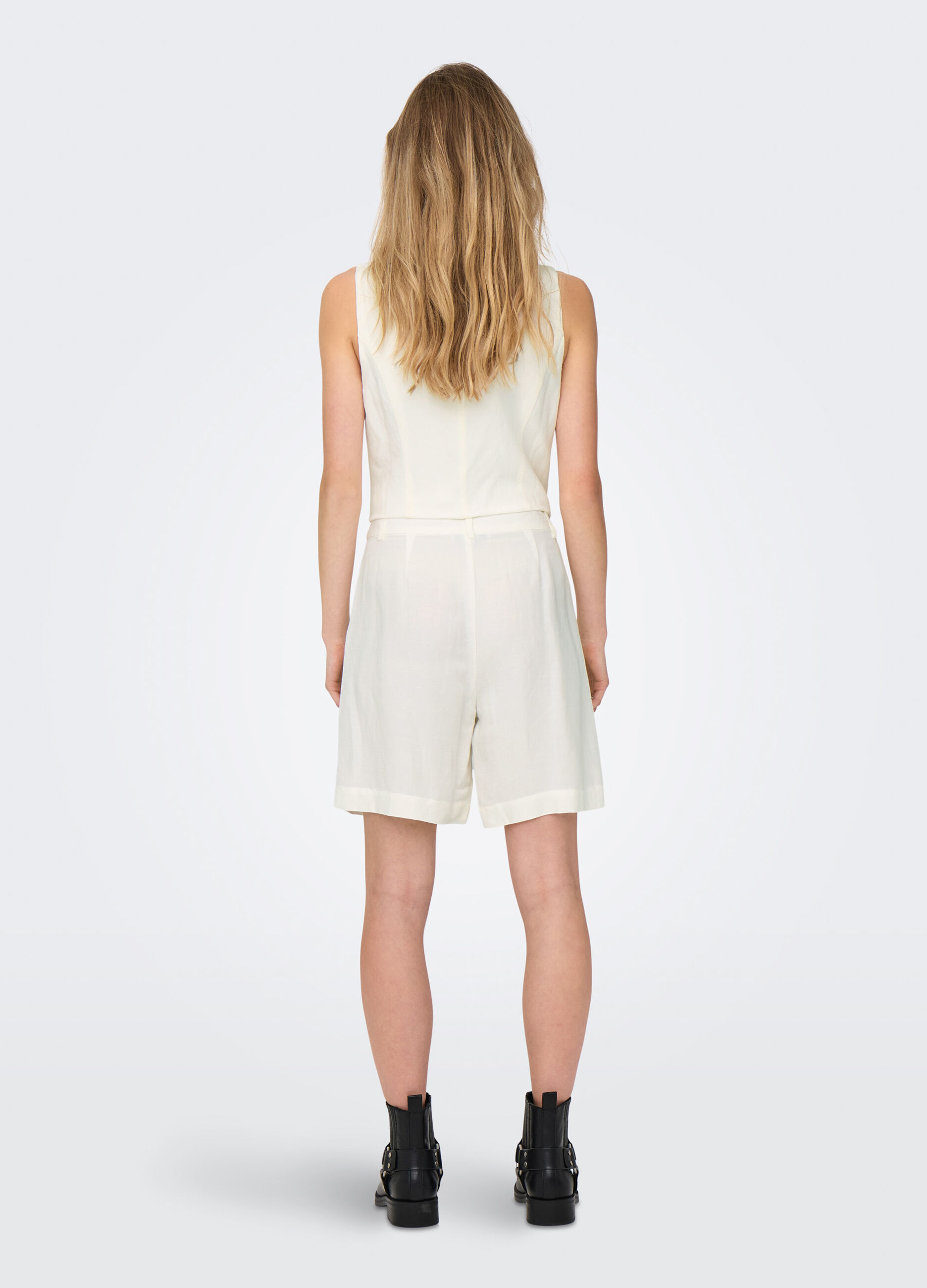 Shorts in tinta unita donna_1
