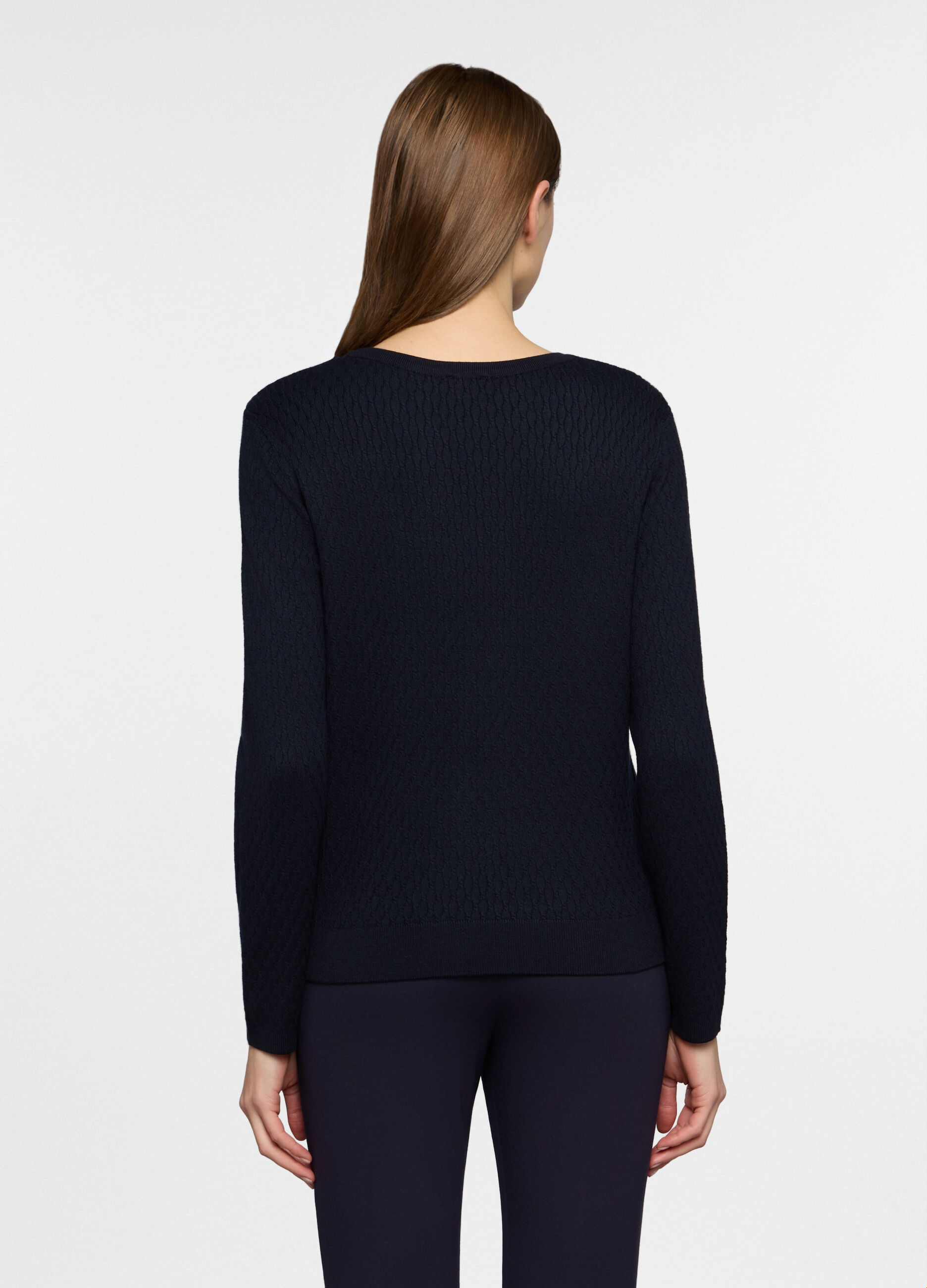 Maglia girocollo a treccia donna_1