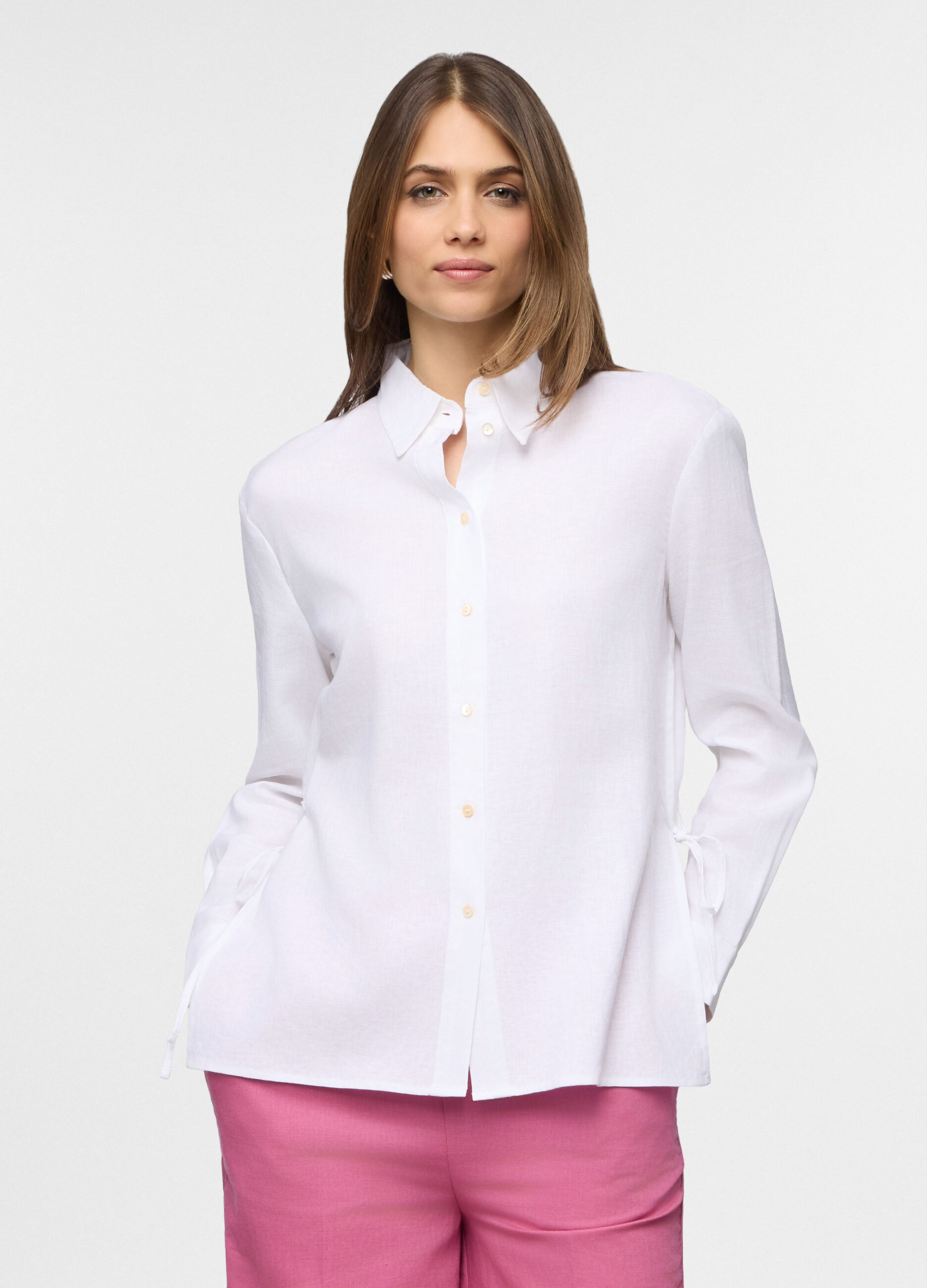 Camicia fit regular con colletto alla francese misto lino donna_0