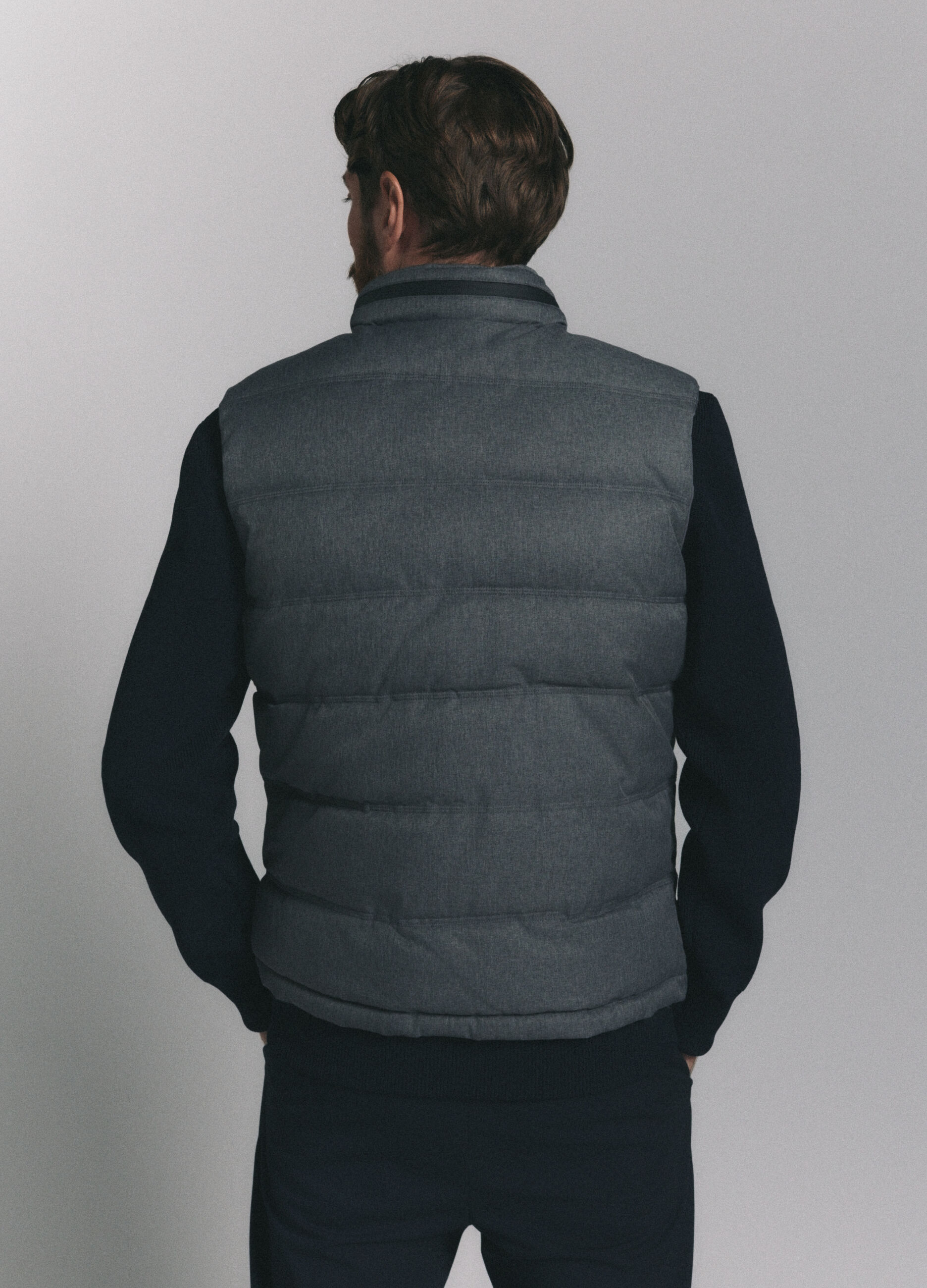 Gilet imbottito in tessuto chevron uomo_3
