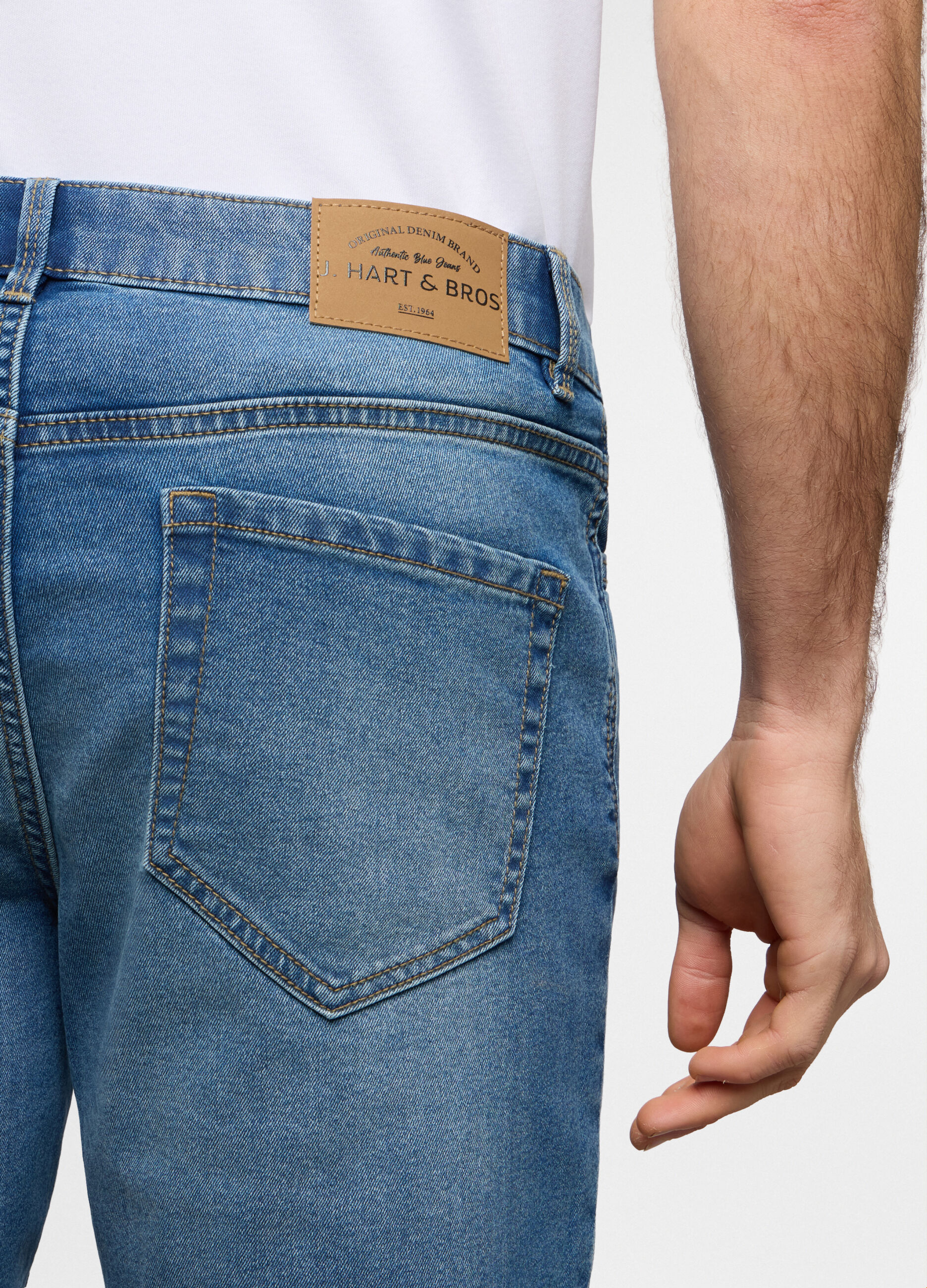 Bermuda in denim di cotone stretch uomo_3