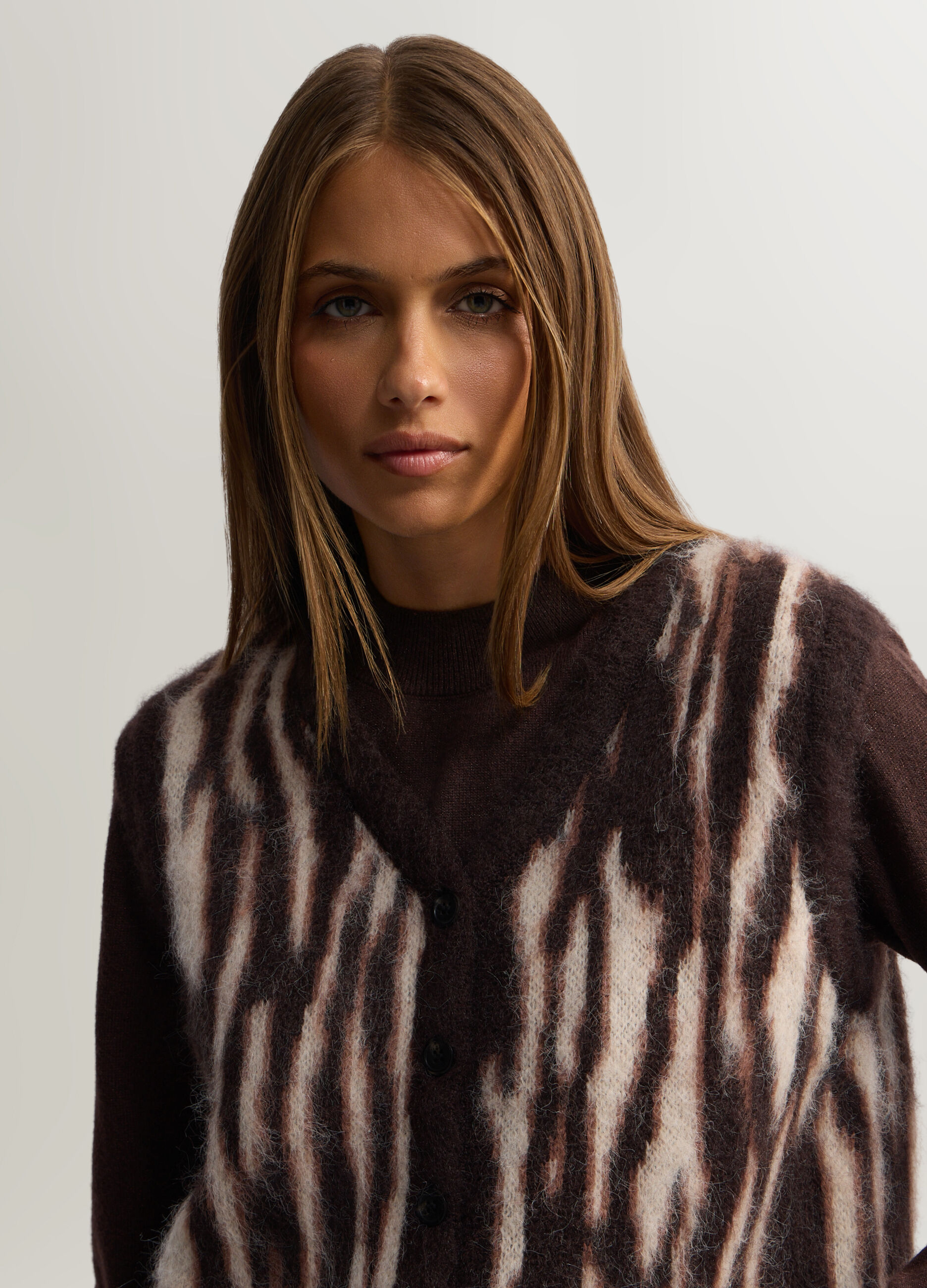 Gilet con scollo a V Fit Over donna_2