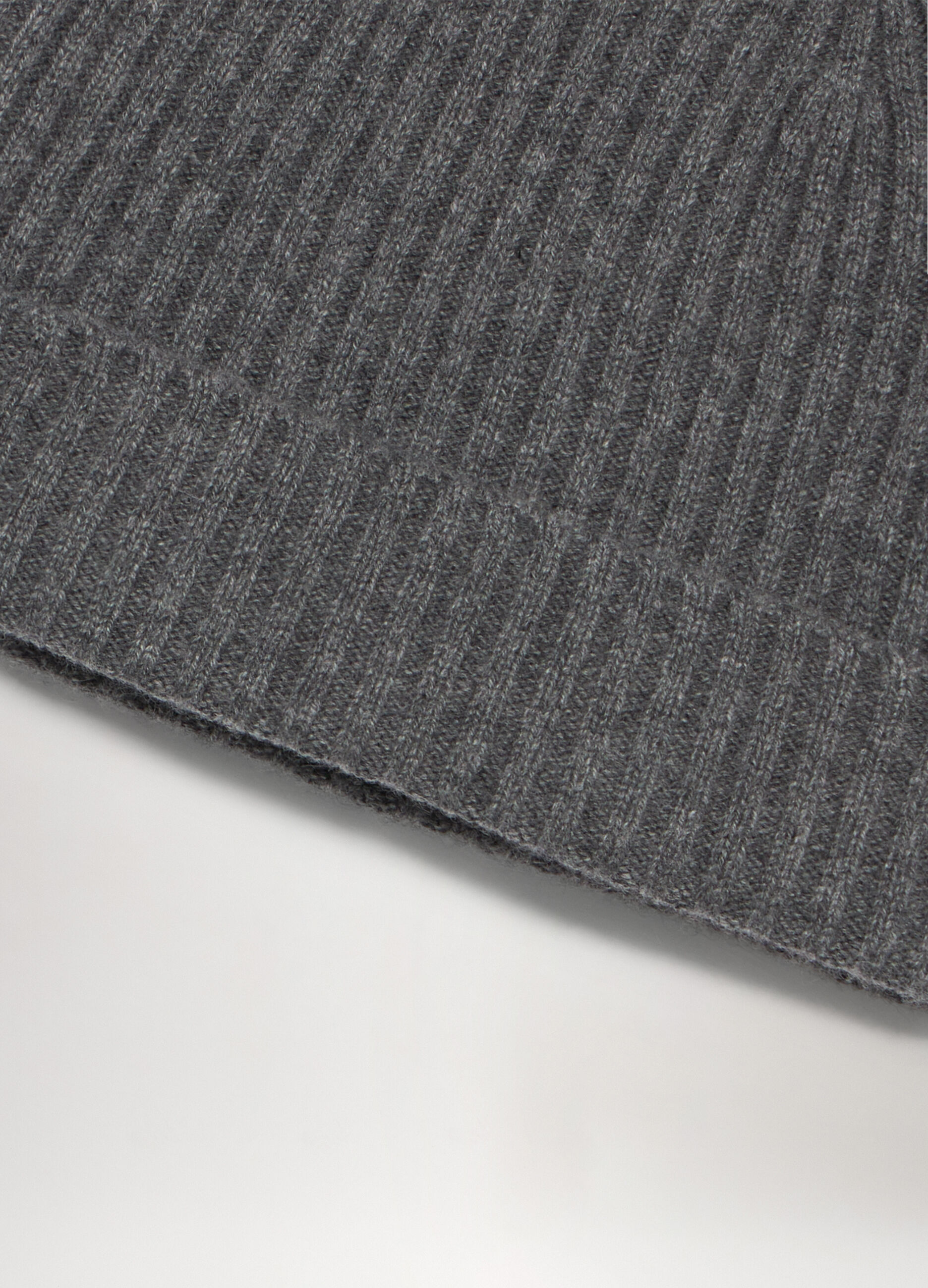 Berretto in cashmere a coste uomo_1