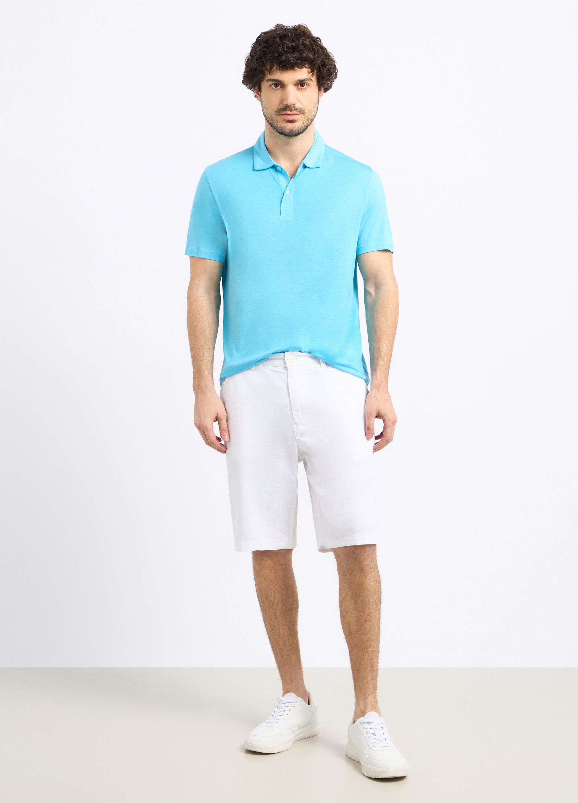 Shorts rigati in misto lino uomo_0