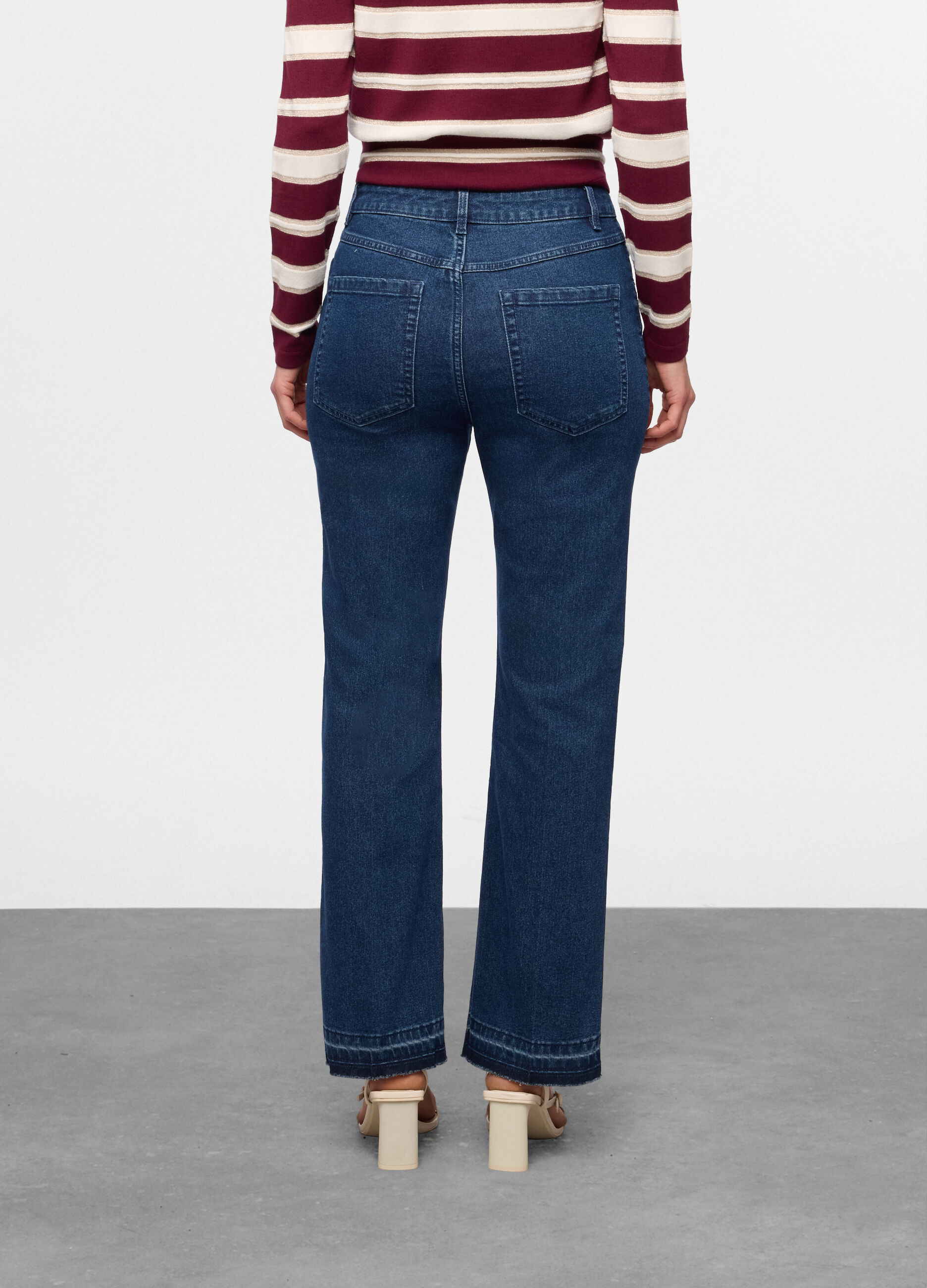 Pantaloni flare fit in denim stretch donna_1