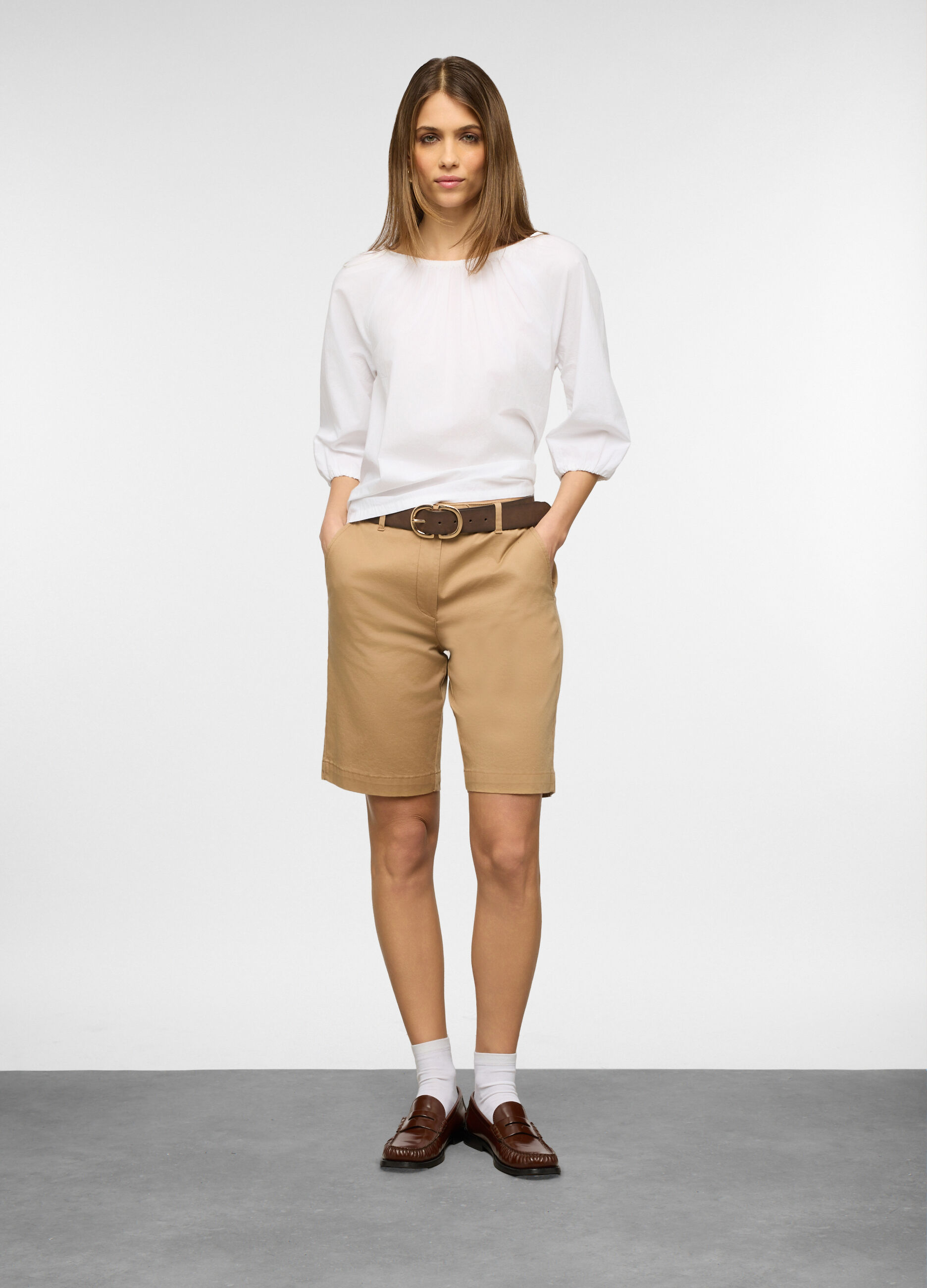 Bermuda fit regular in twill di cotone stretch donna_0