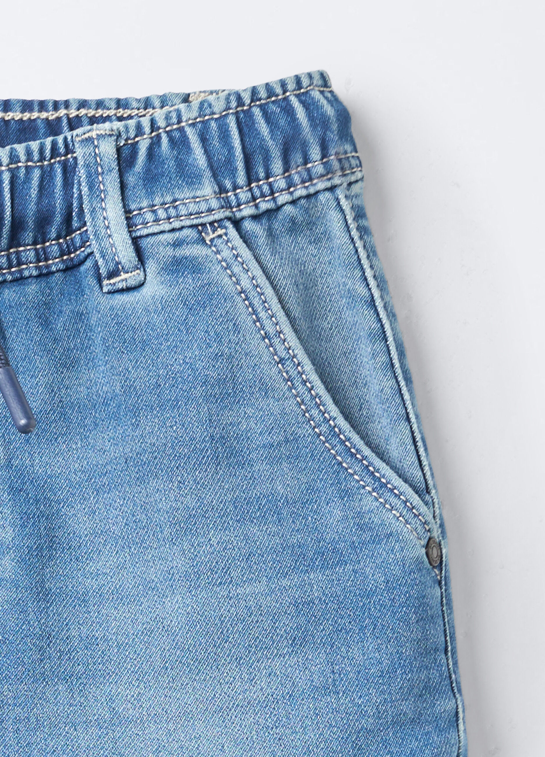Pantaloni cargo in denim misto cotone stretch Straight Fit bambino_2