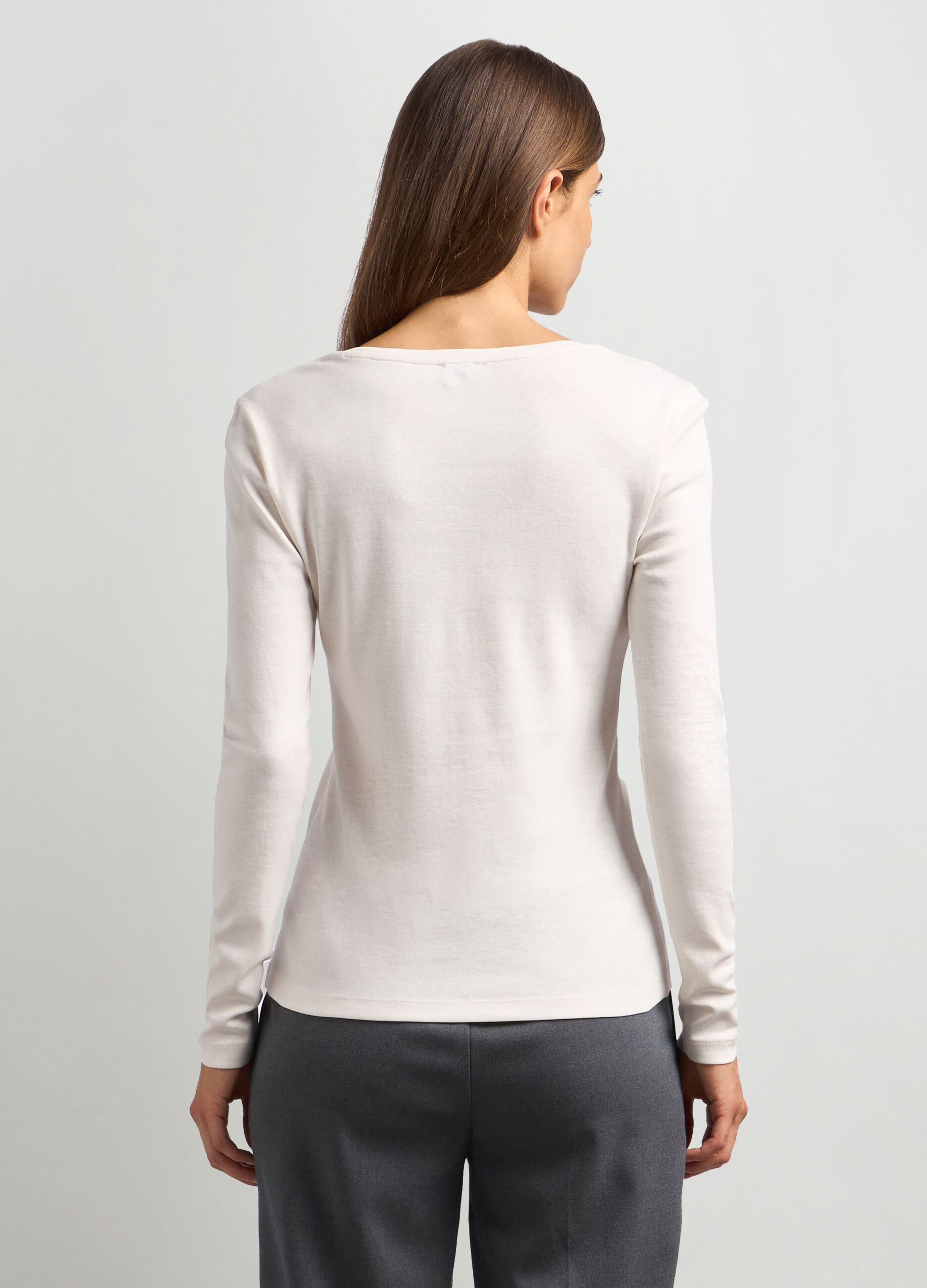 Maglia a maniche lunghe sotto maglia a maniche corte deals