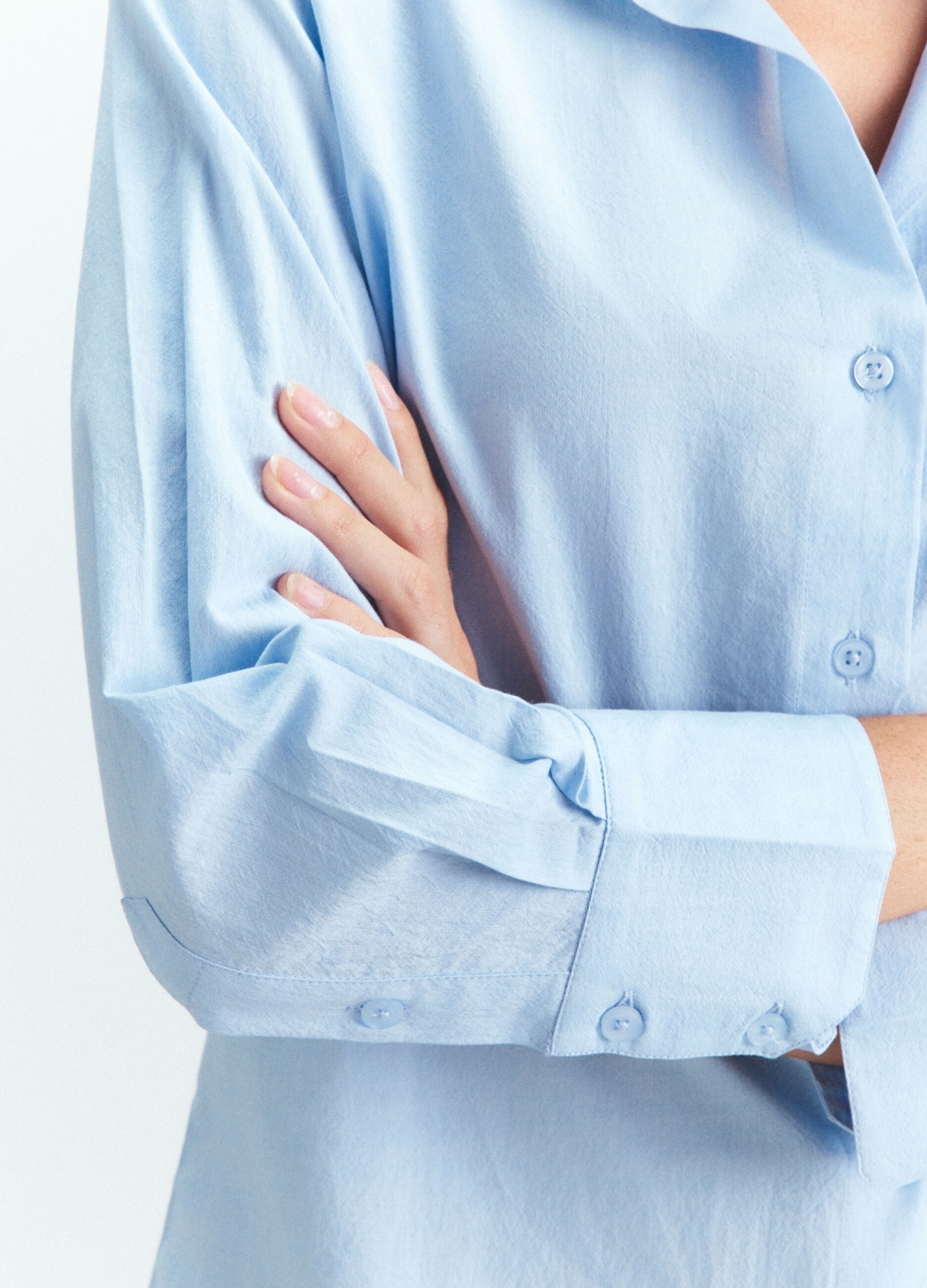 Camicia Fit Over con collo alla francese in popeline di puro cotone donna_4