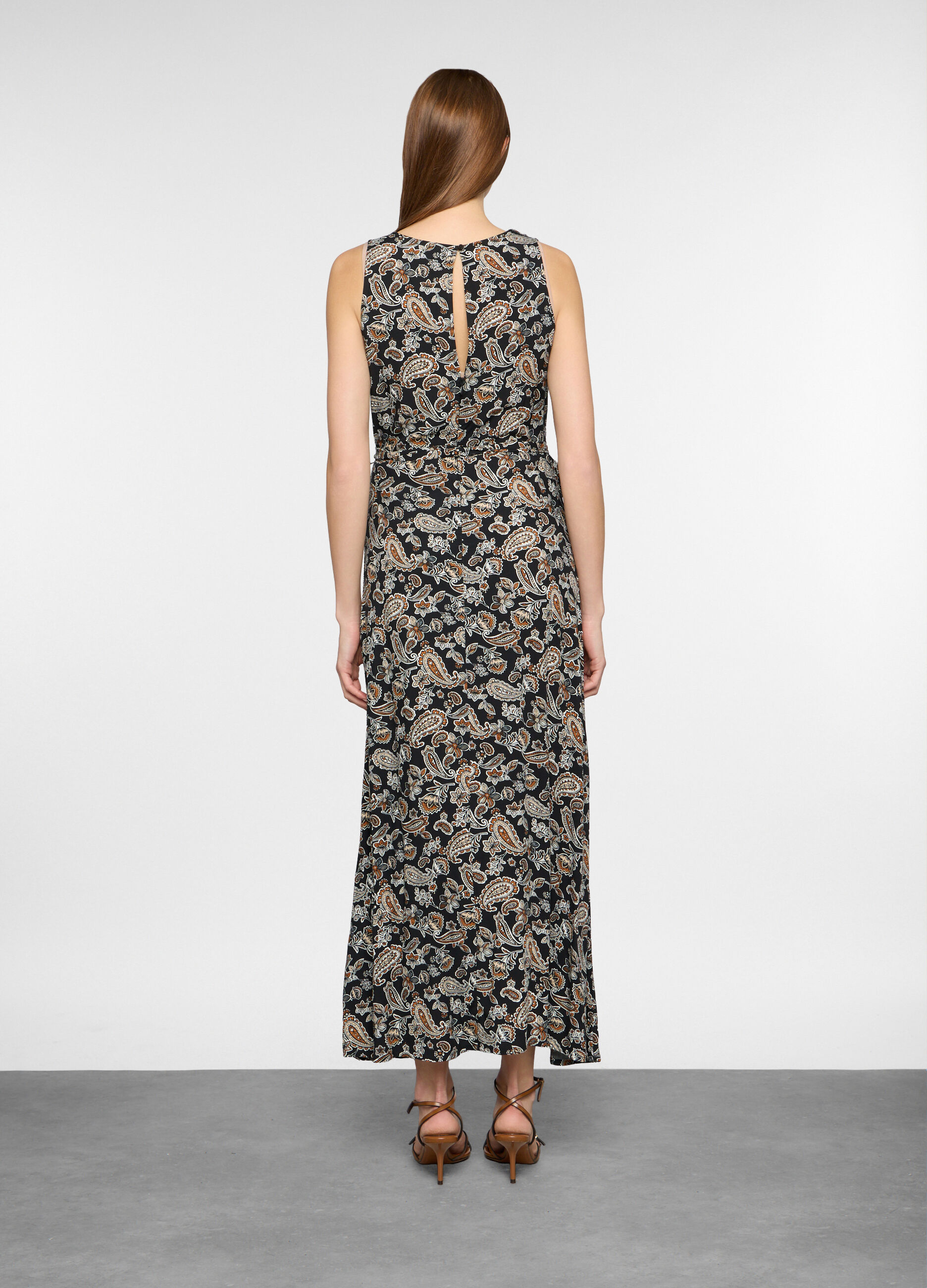 Abito lungo con stampa donna_1