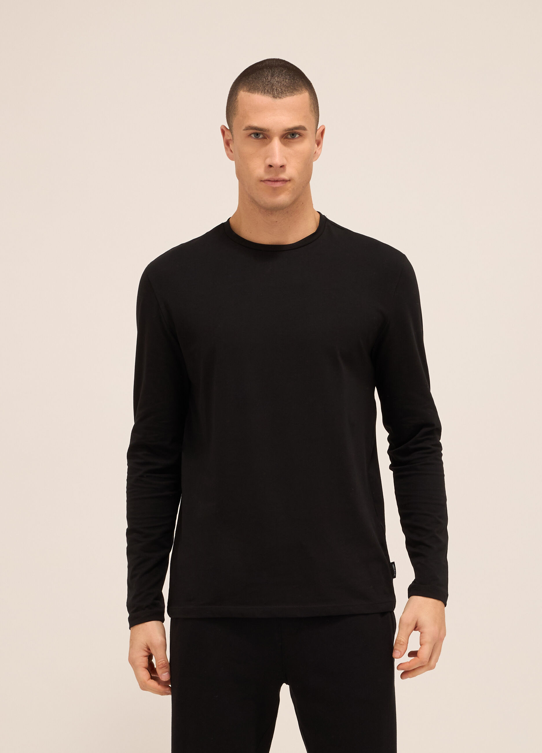 Maglia girocollo a maniche lunghe in cotone stretch uomo_0