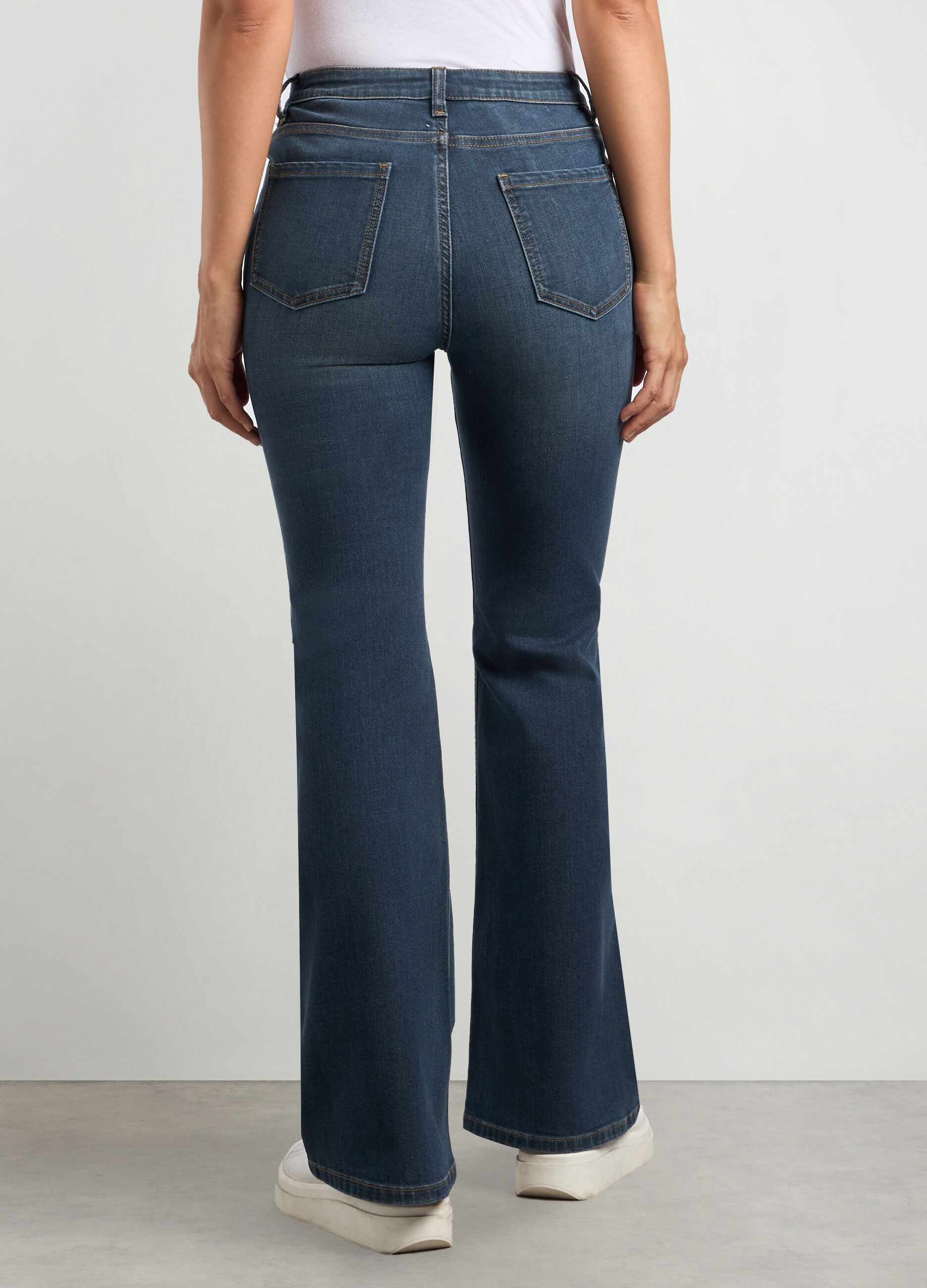 Pantaloni in denim di misto cotone stretch donna_1