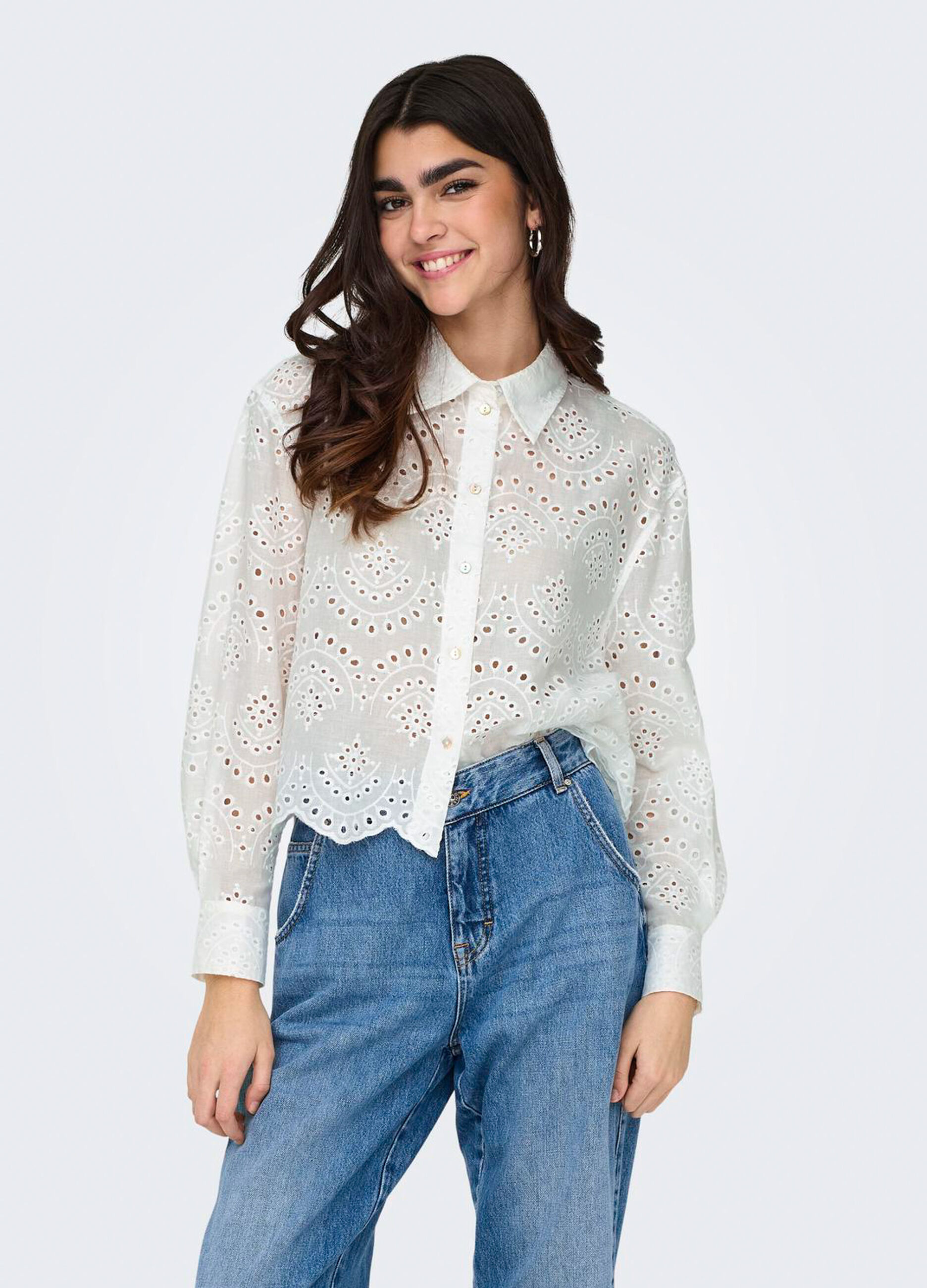 Camicia con ricami donna_2