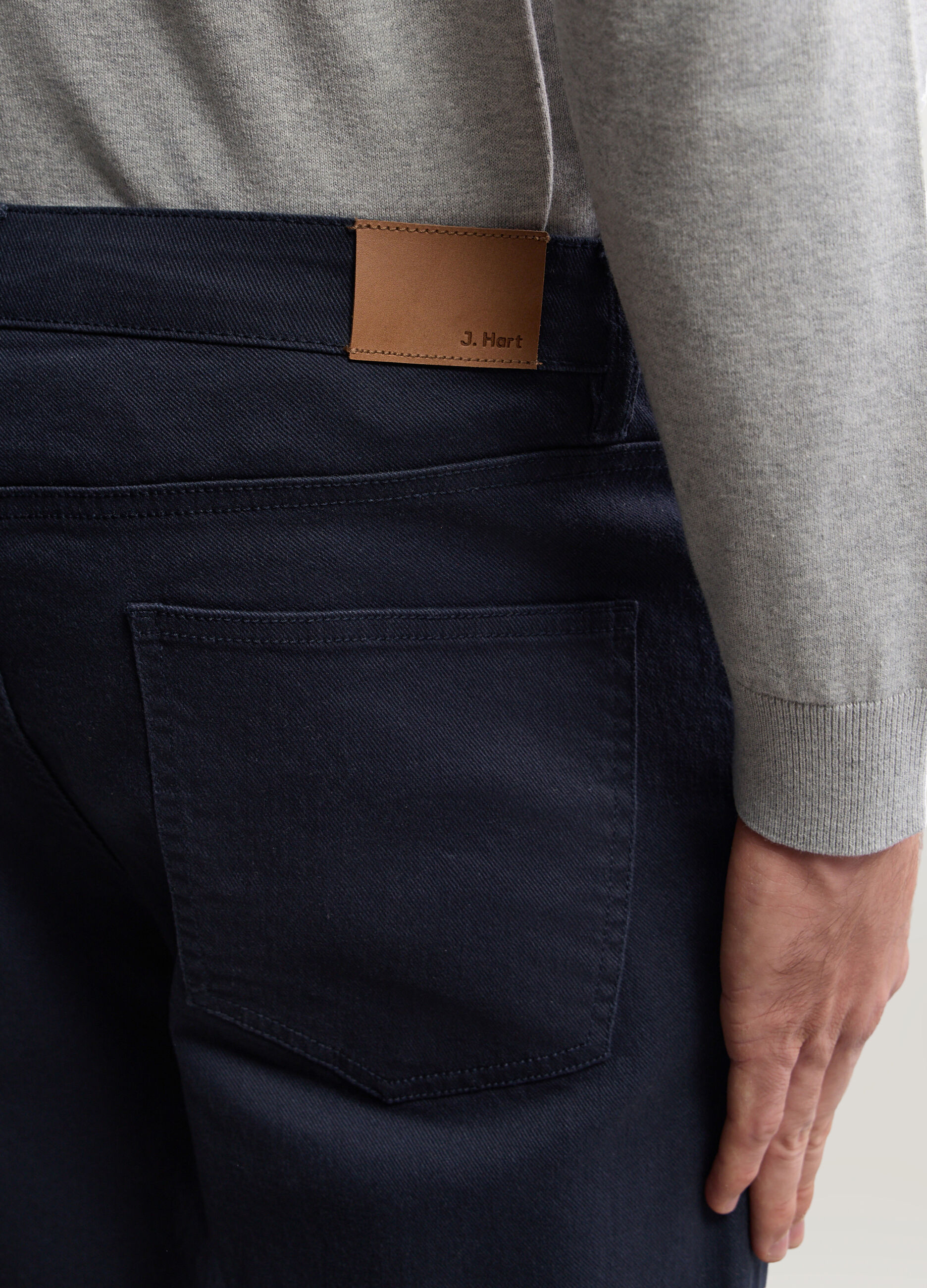 Jeans regular fit in twill di cotone stretch uomo_2