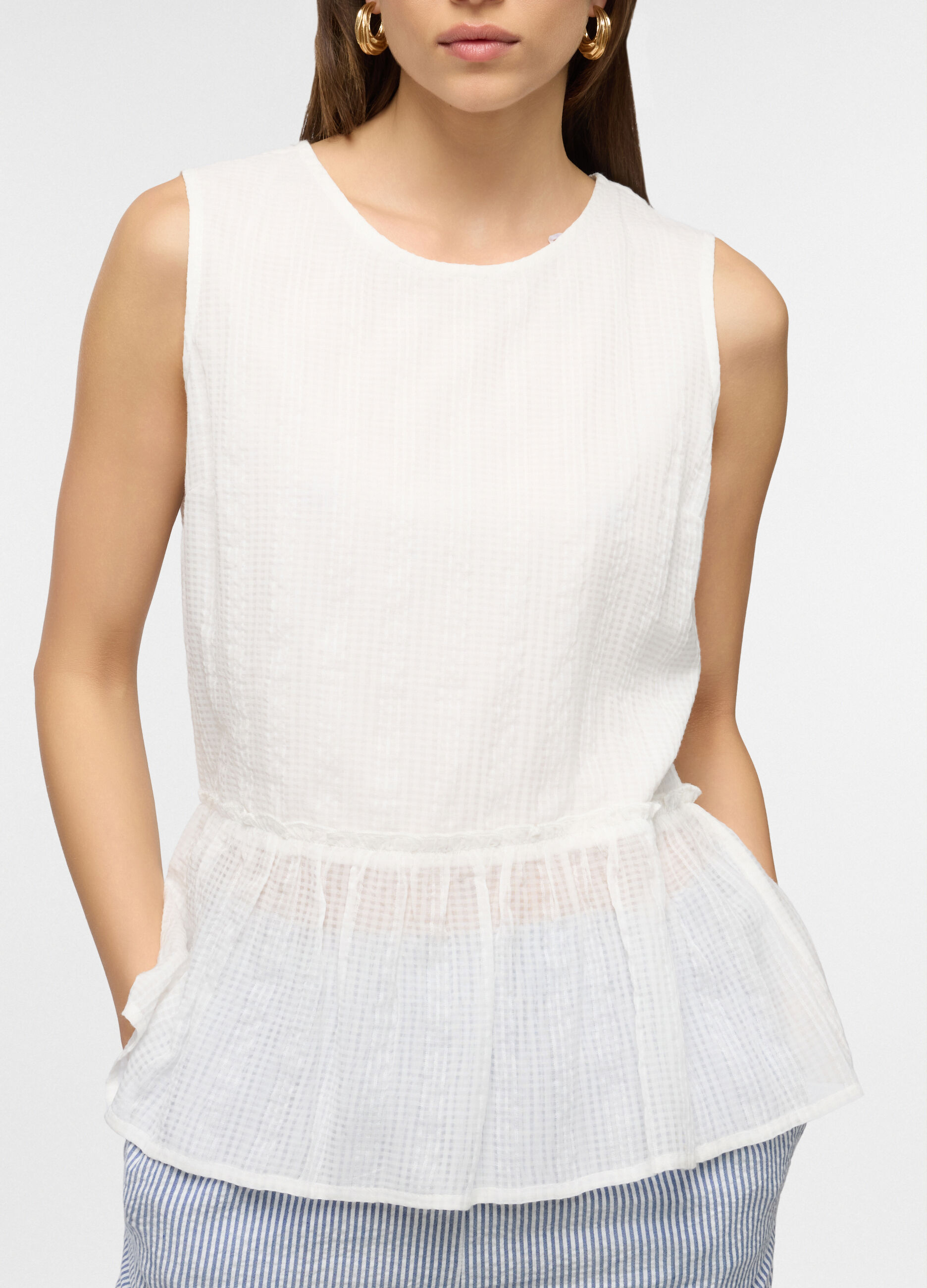 Top smanicato a girocollo in misto cotone garzato donna_2