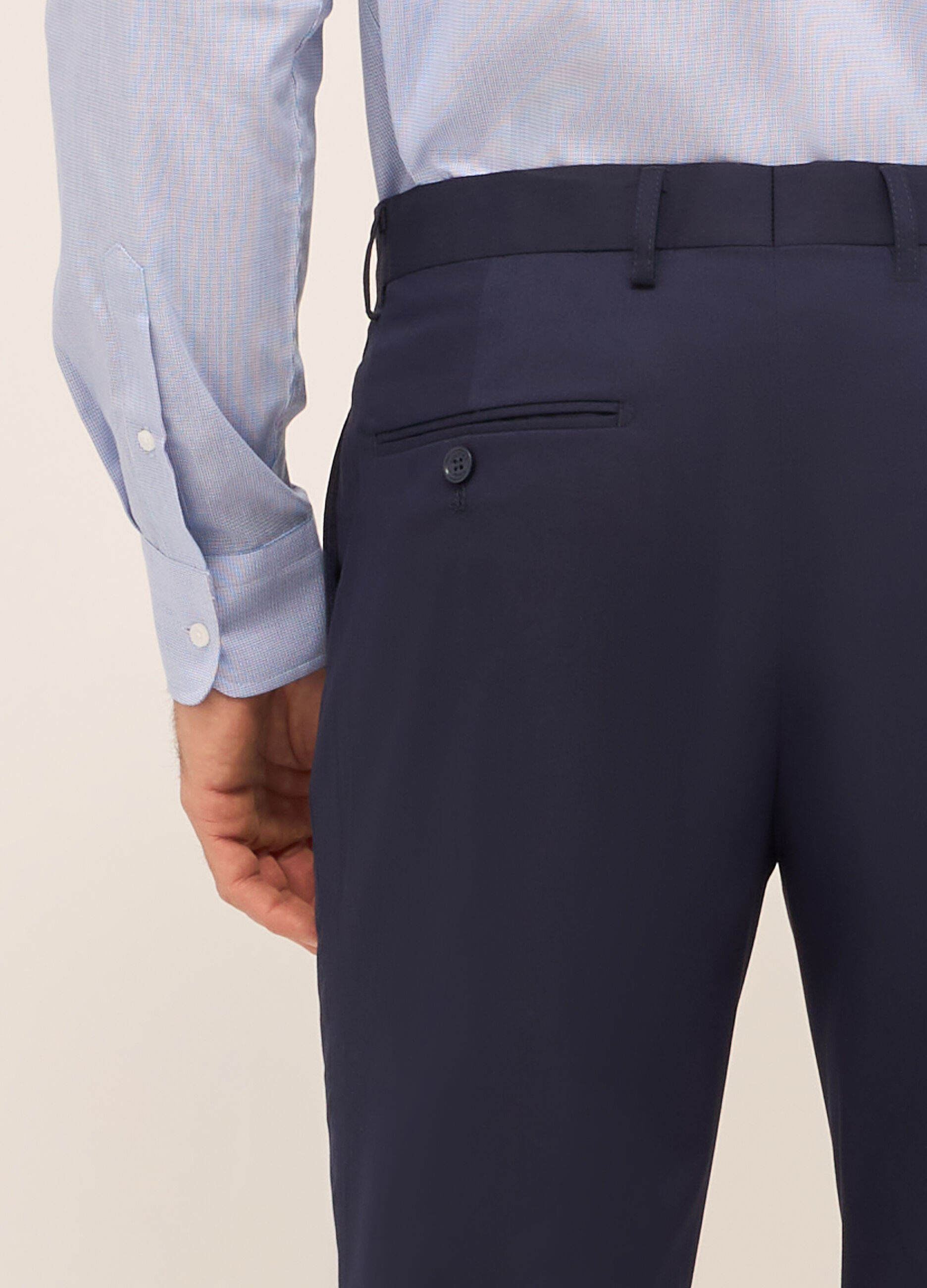 Pantaloni classici in tessuto stretch uomo_2