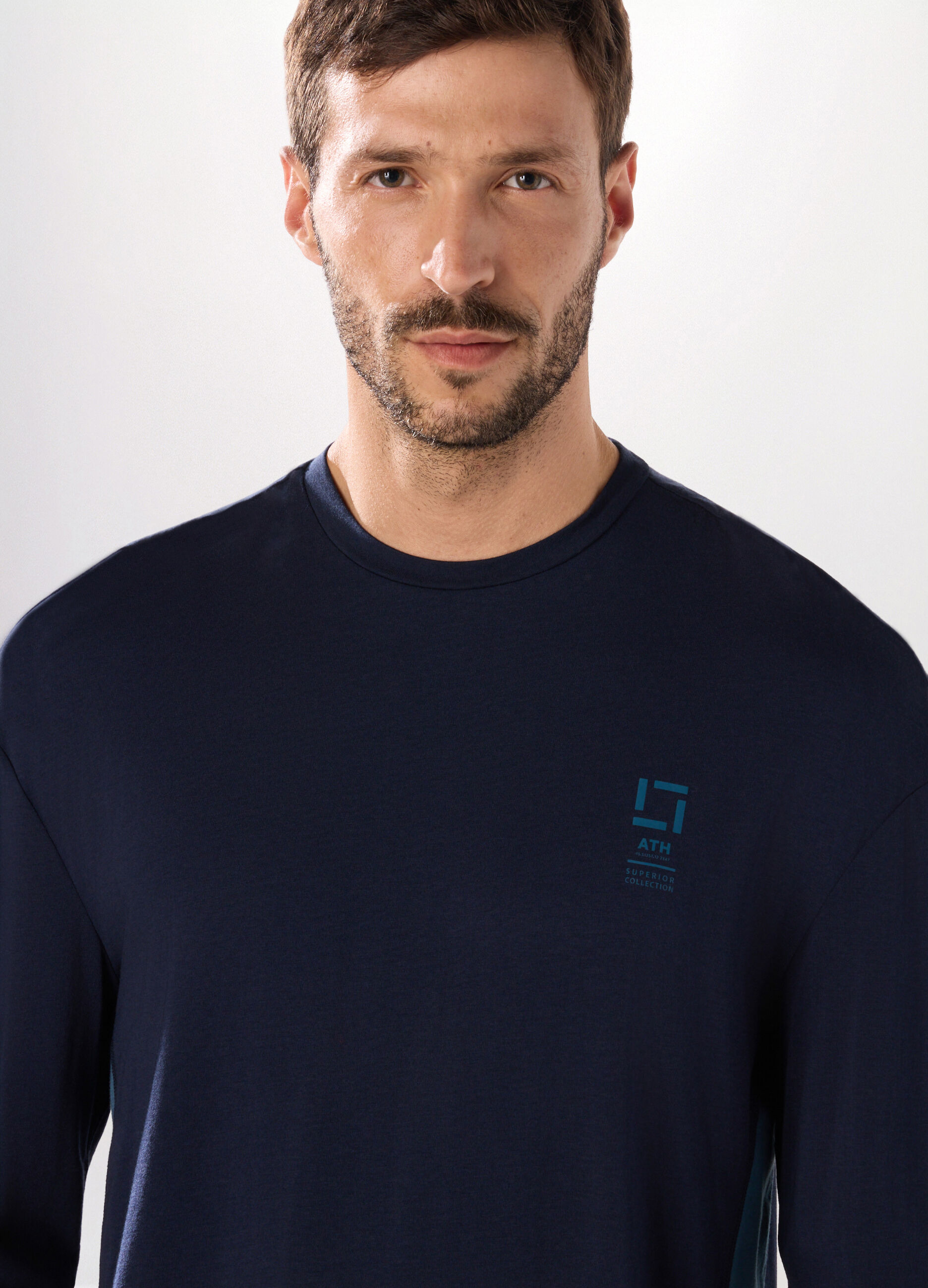 T-shirt maniche lunghe in cotone e modal stretch uomo_2