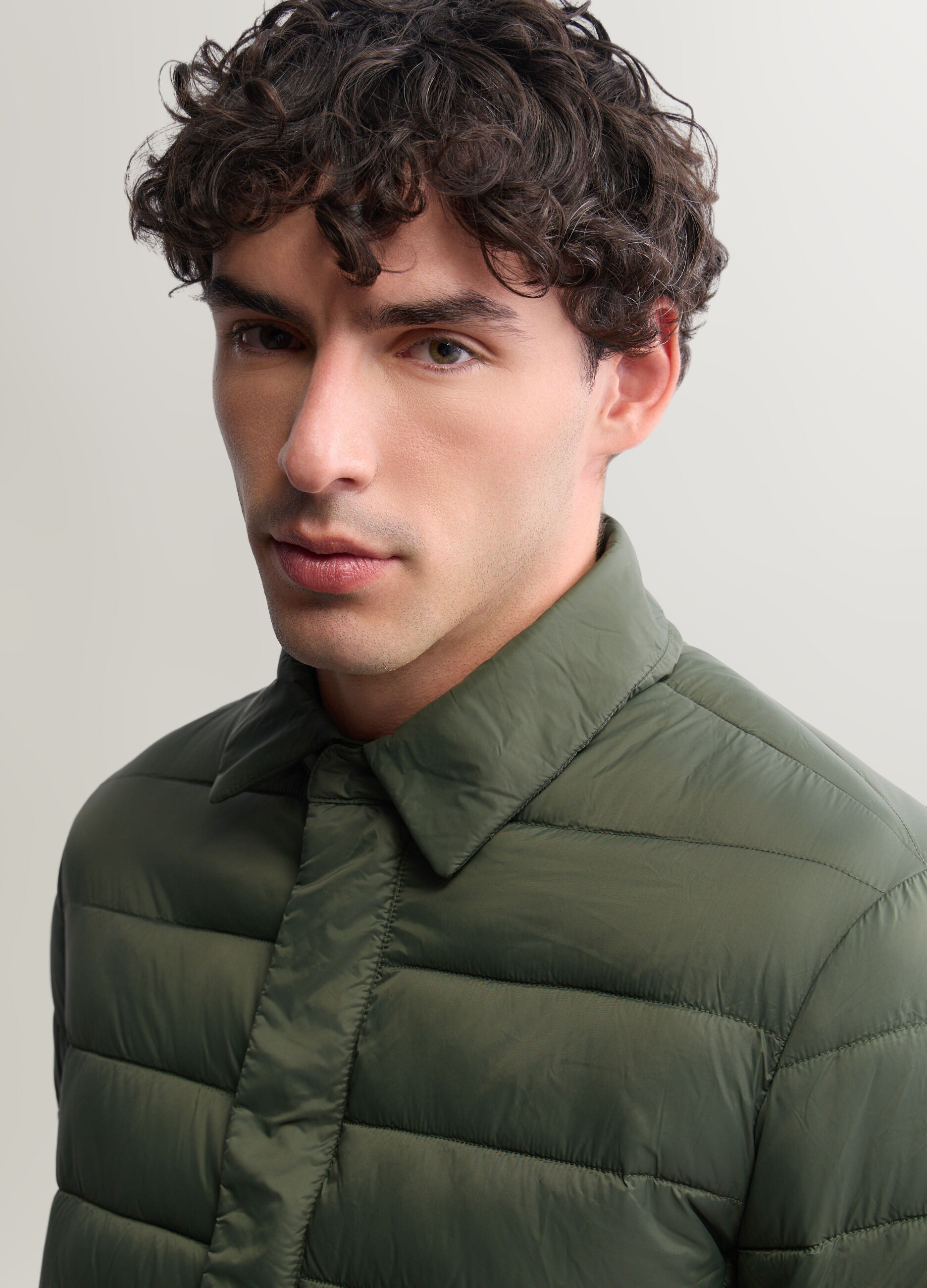 Giubbino imbottito stile camicia uomo_2