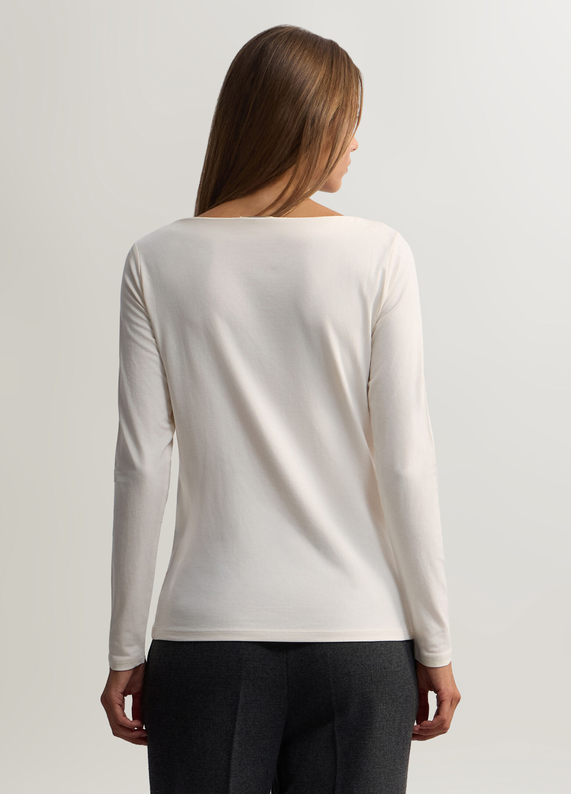 T-shirt con scollo a barchetta stretch donna_1
