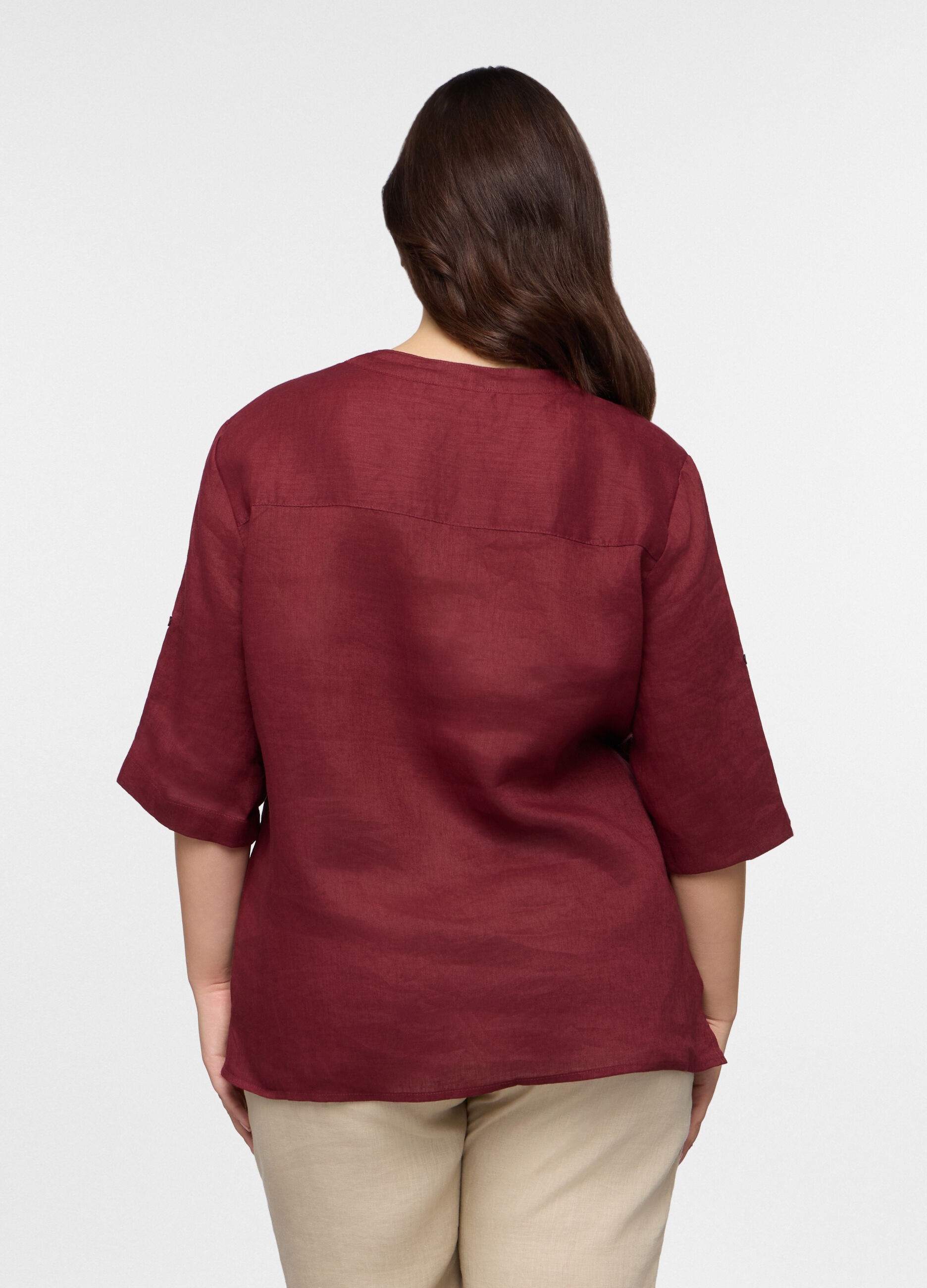 Camicia Fit Regular con scollo a V in puro lino donna curvy_1