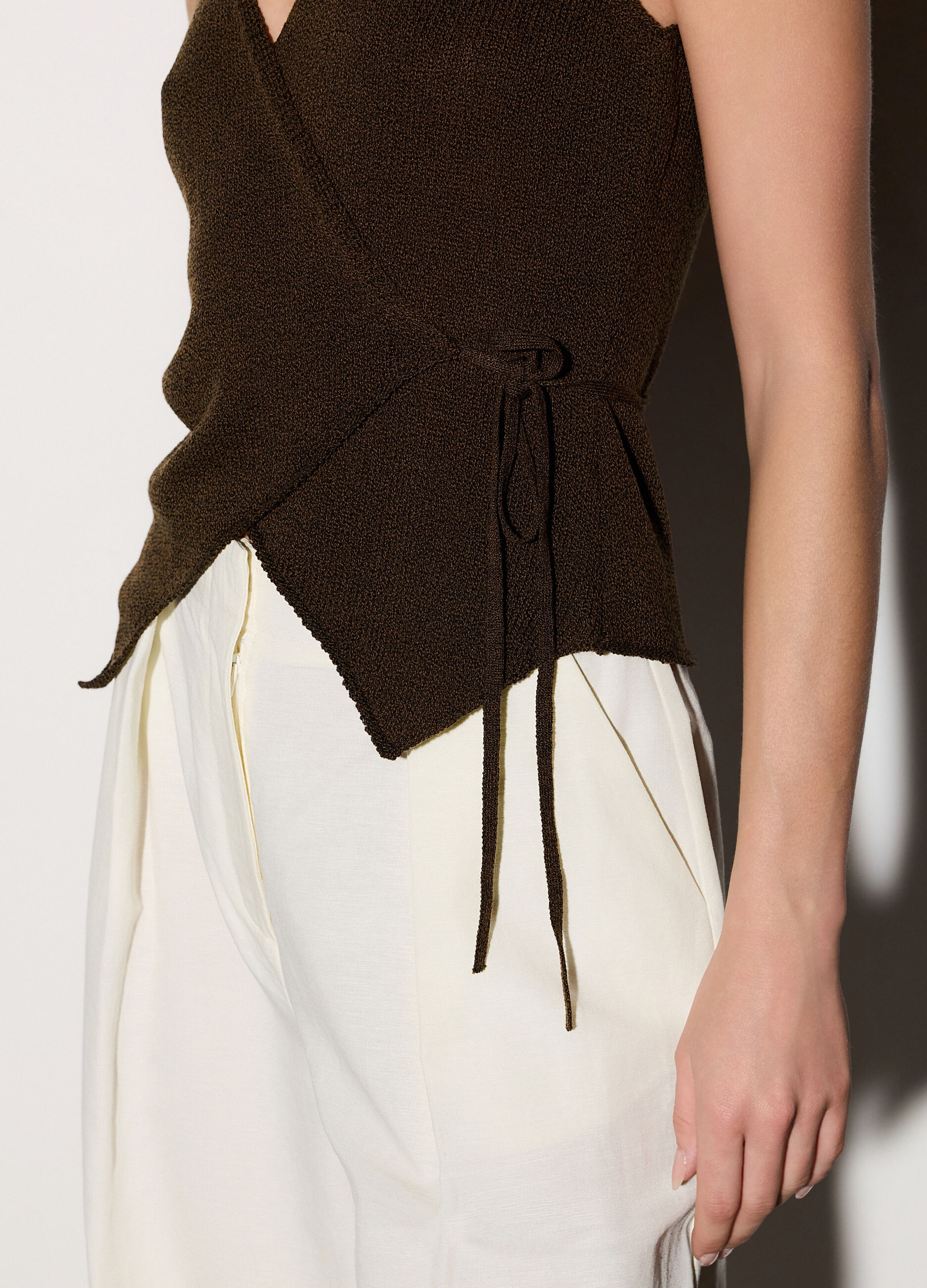 Gilet incrociato in maglia donna_3