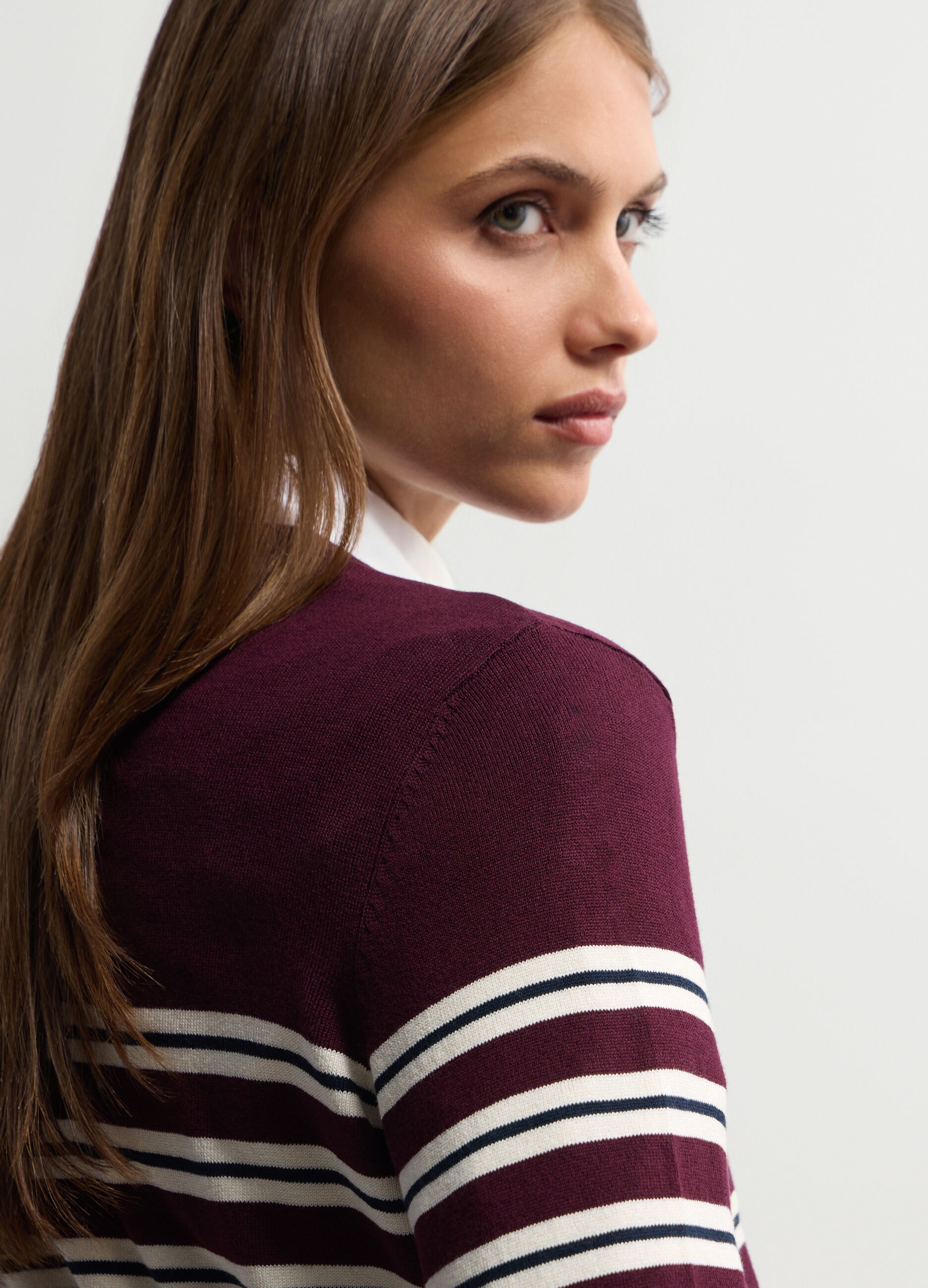 Maglia girocollo in costina donna_2