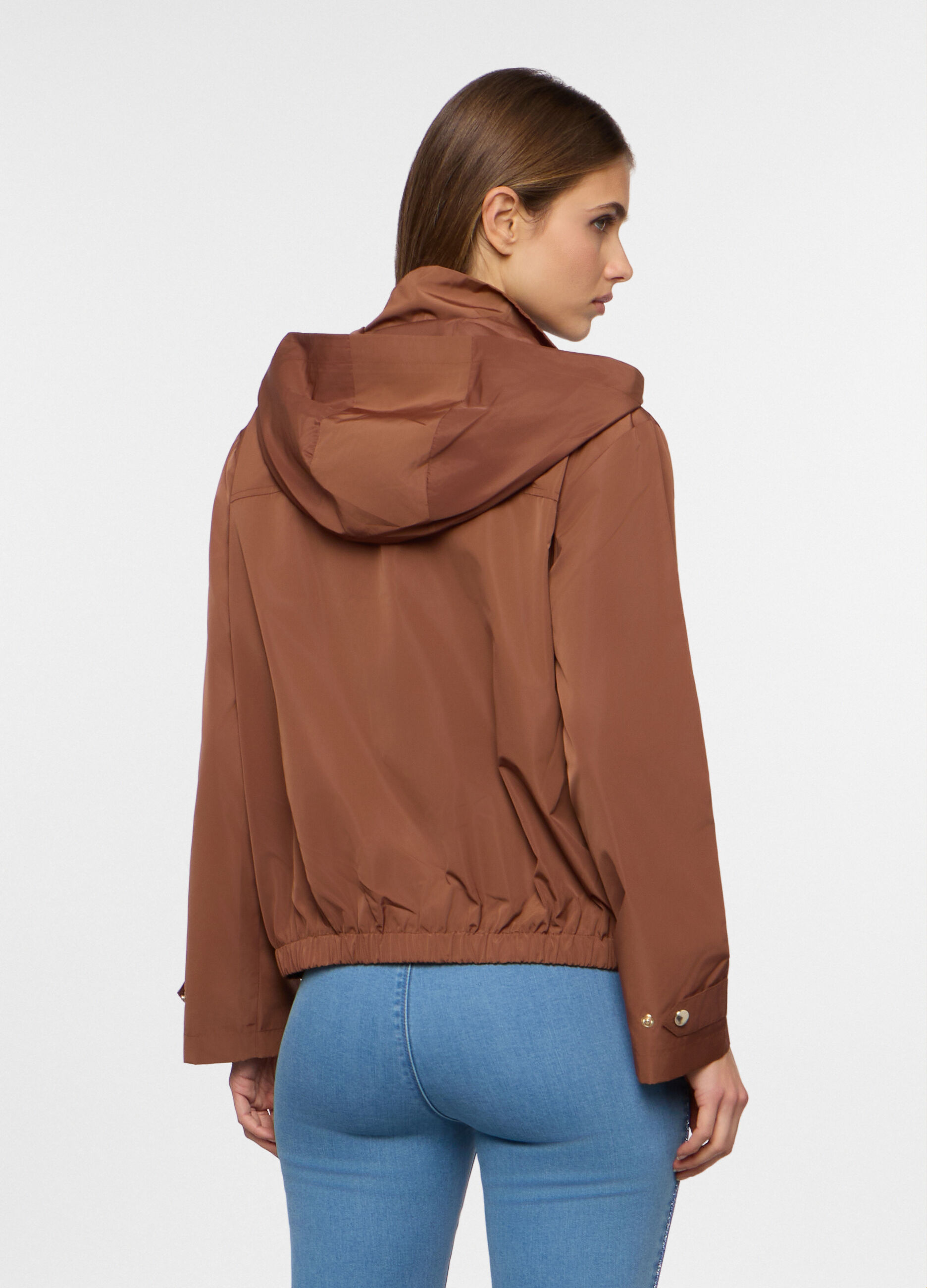 Giacca a vento con cappuccio donna_2