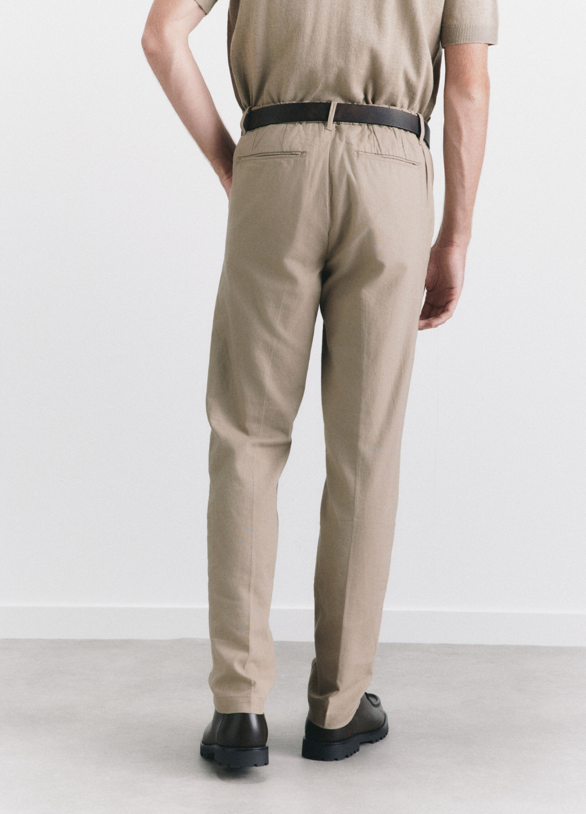Pantalone chino in lino e cotone uomo_2