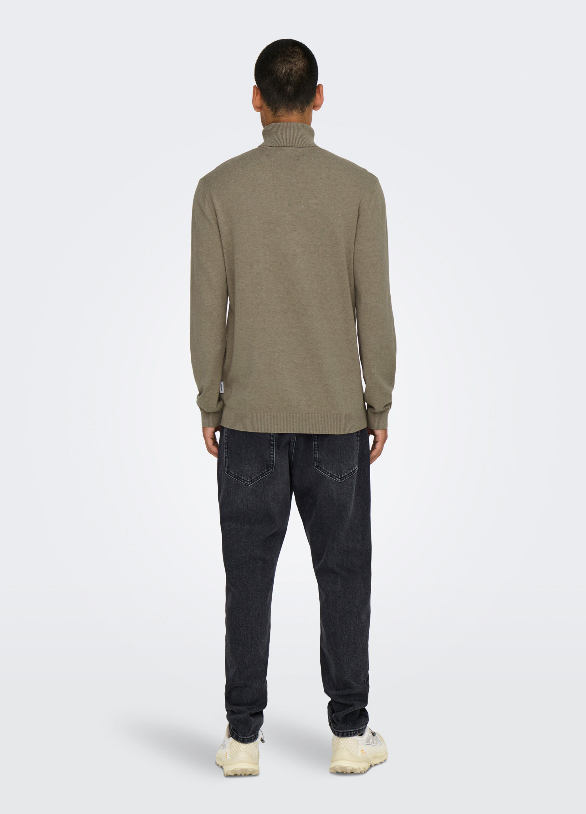 Maglione dolcevita maglia rasata uomo_3