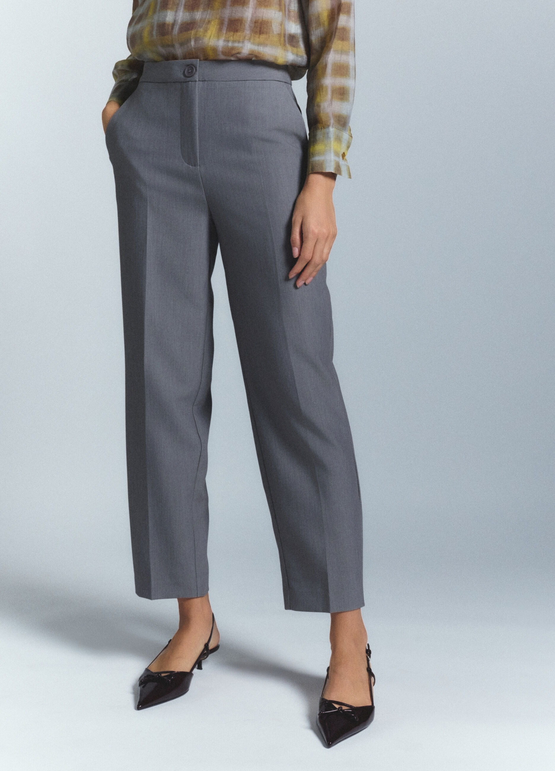 Pantaloni Fit Regular crepe donna_1