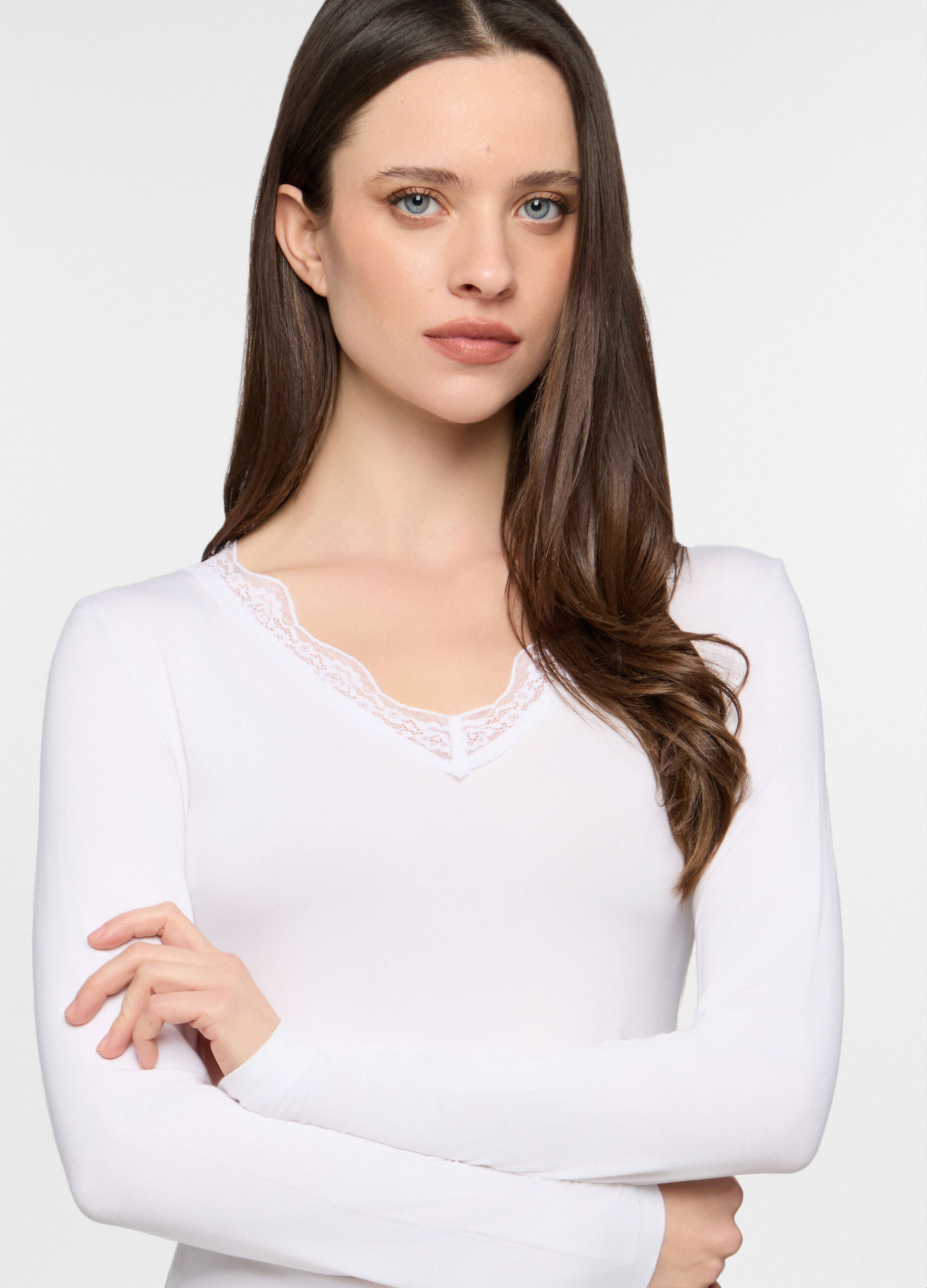T-shirt intima con scollo a V stretch donna_2