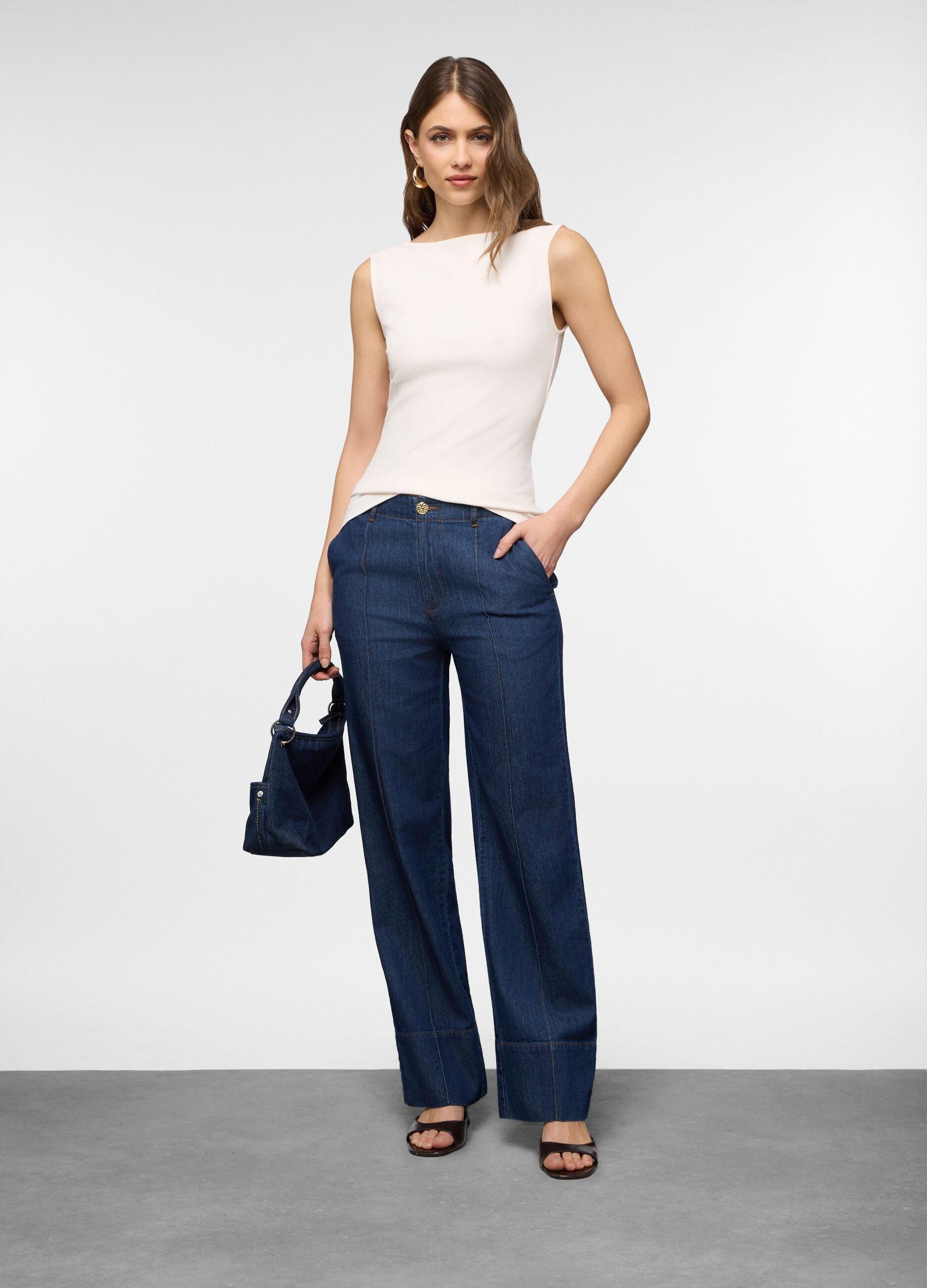 Canotta con scollo a barchetta stretch donna_0