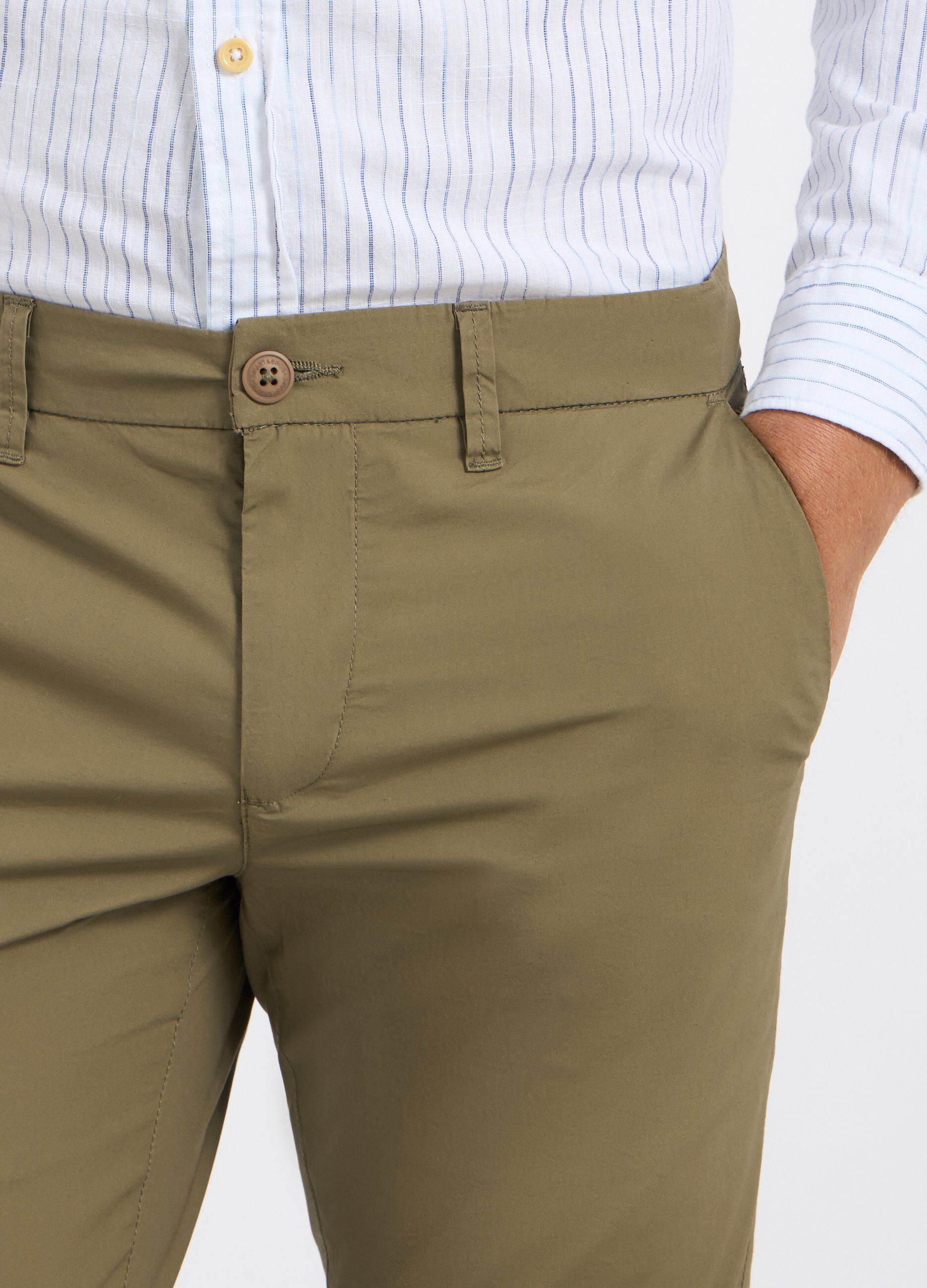 Pantaloni chino in cotone stretch uomo_2