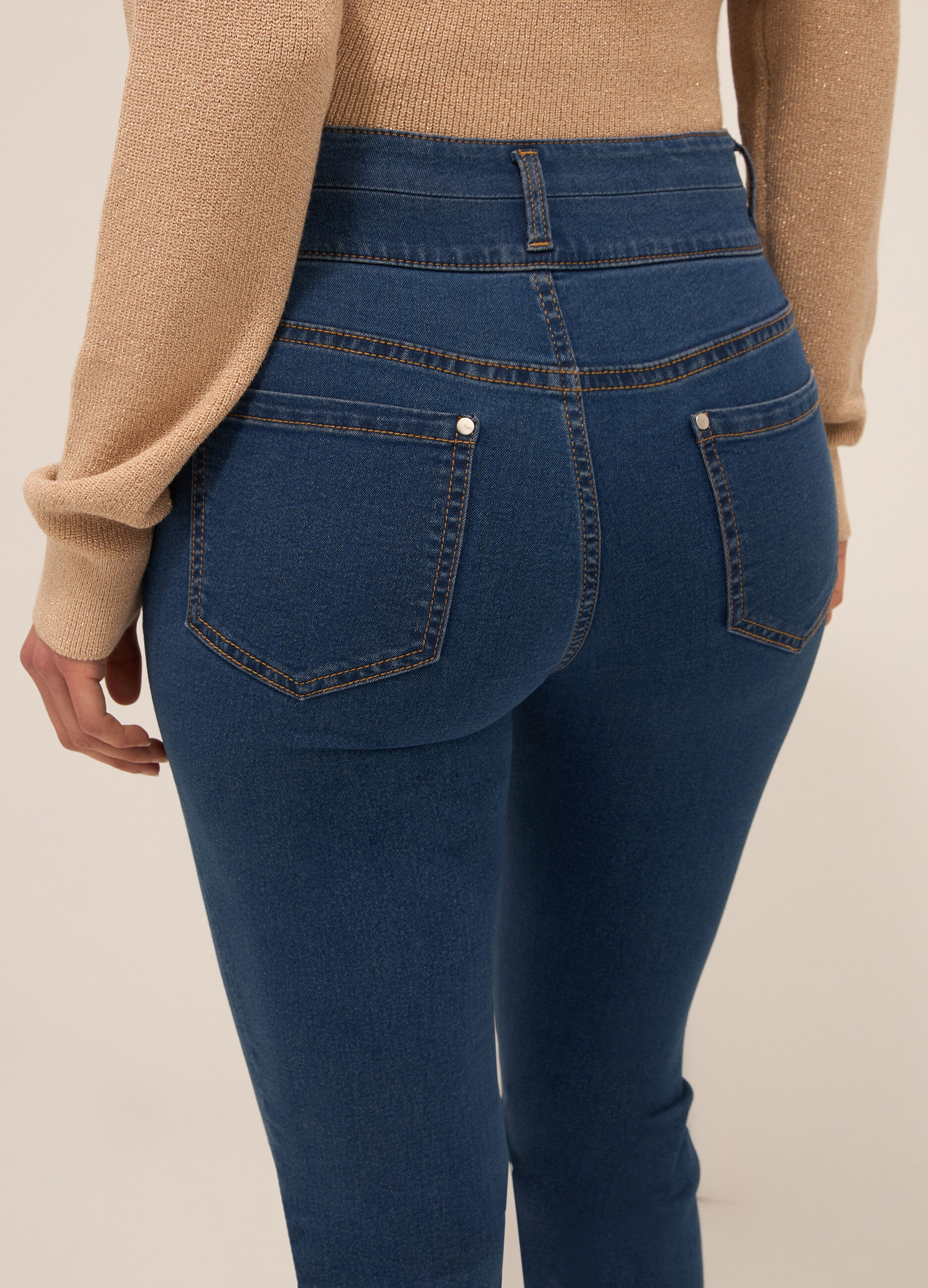 Pantaloni in denim di misto cotone donna_2