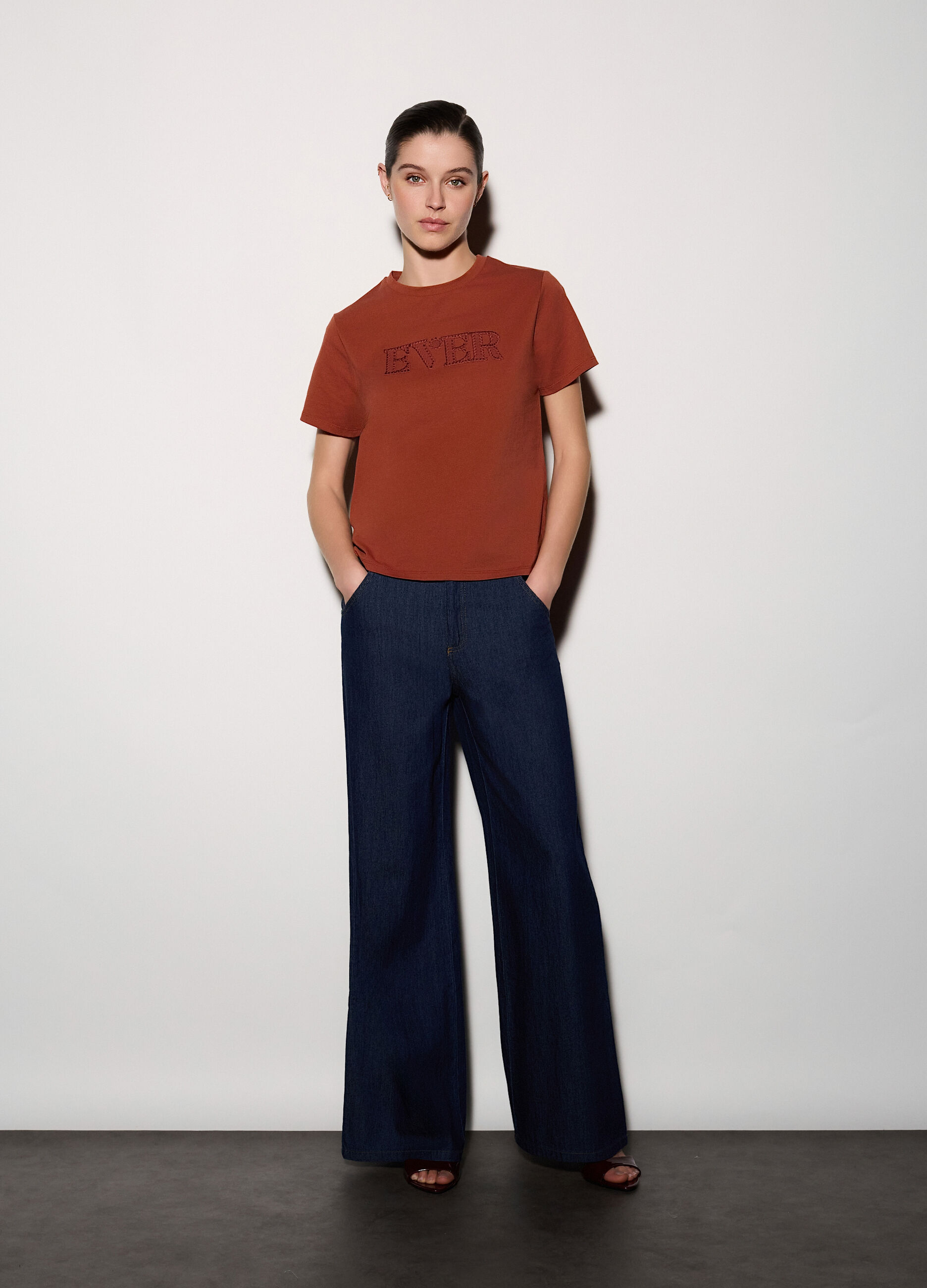 T-shirt girocollo stretch donna_0