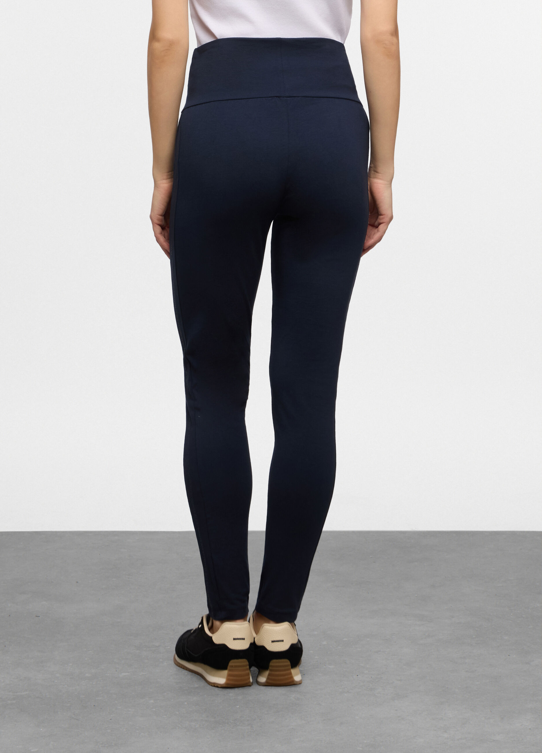 Leggings fit slim in jersey di cotone stretch donna_1
