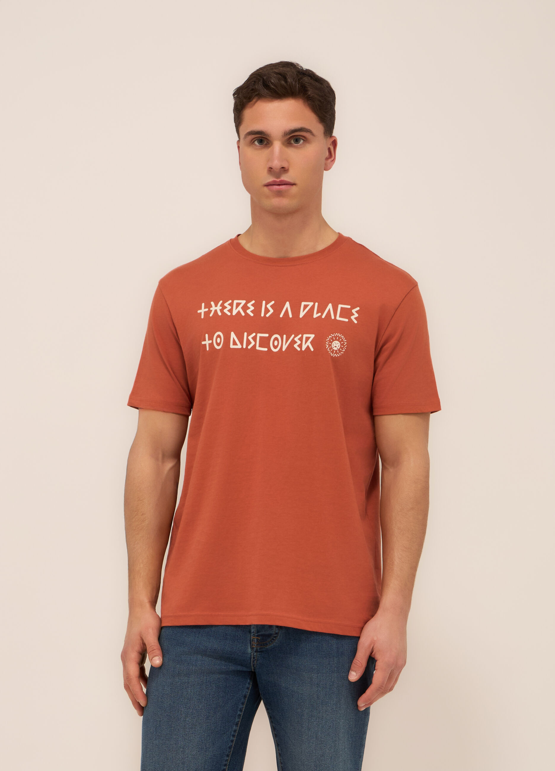 T-shirt in jersey con stampa uomo_0