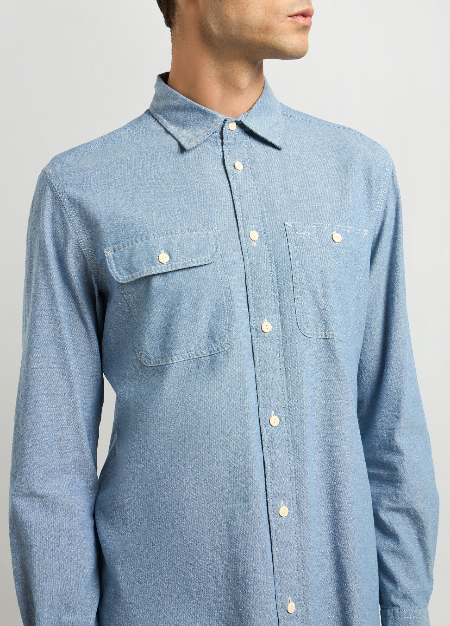 Camicia regular fit colletto classico in puro cotone uomo_2