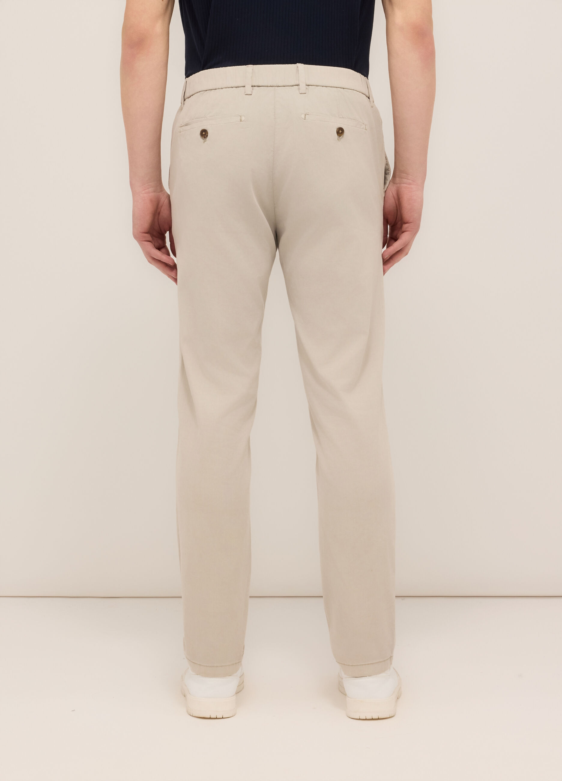 Pantalone chino in cotone e lyocell stretch uomo_1