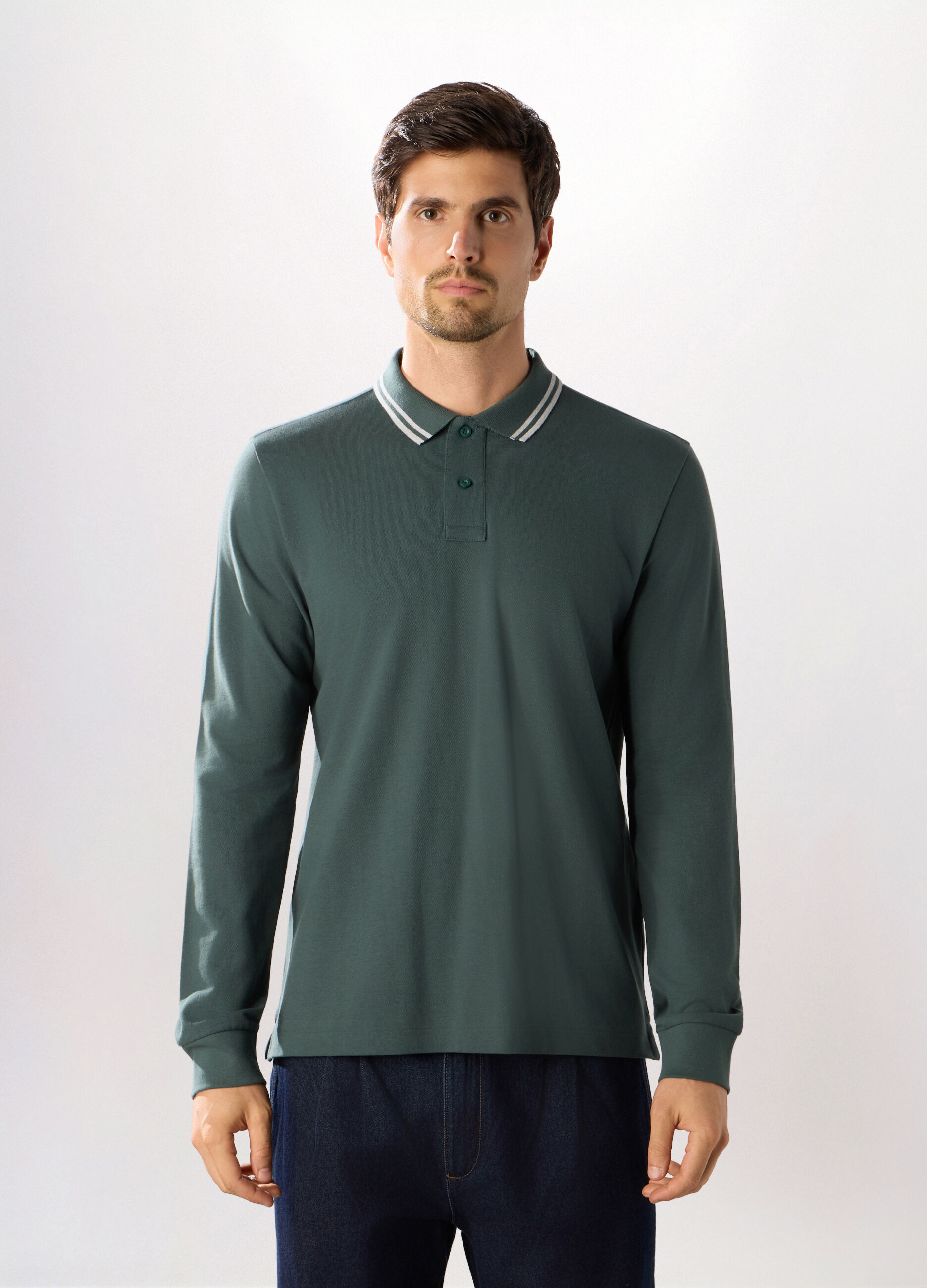 Polo con colletto a contrasto in cotone piquet uomo_0