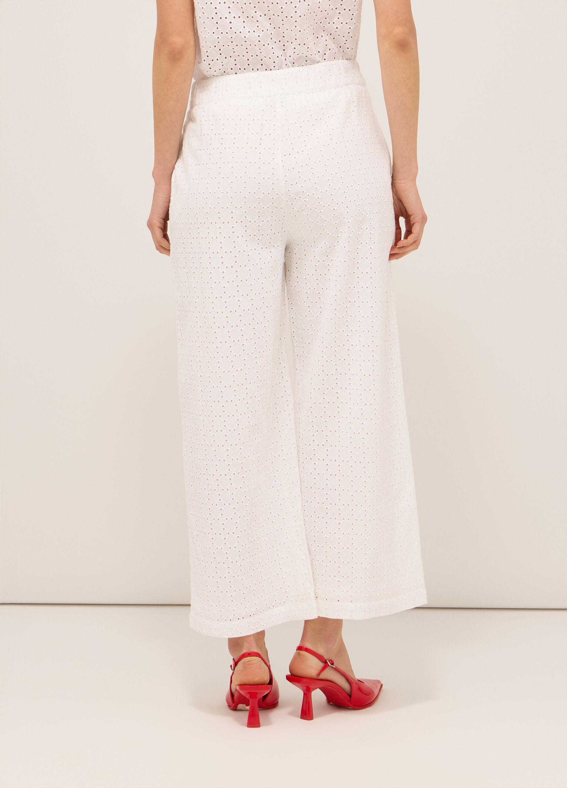 Pantaloni in puro cotone con ricami donna_1