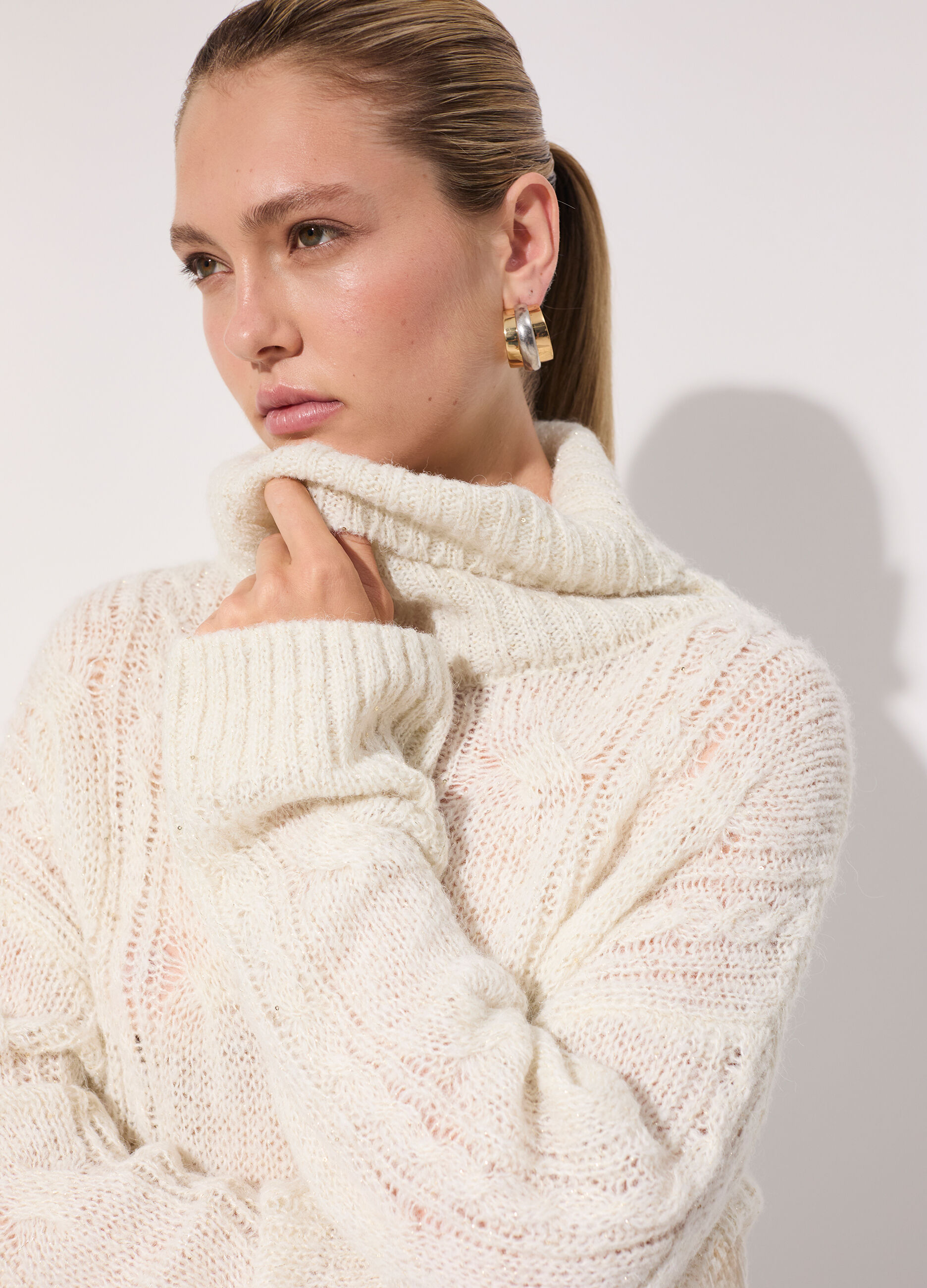 Dolcevita in misto lana e filo lurex donna_3