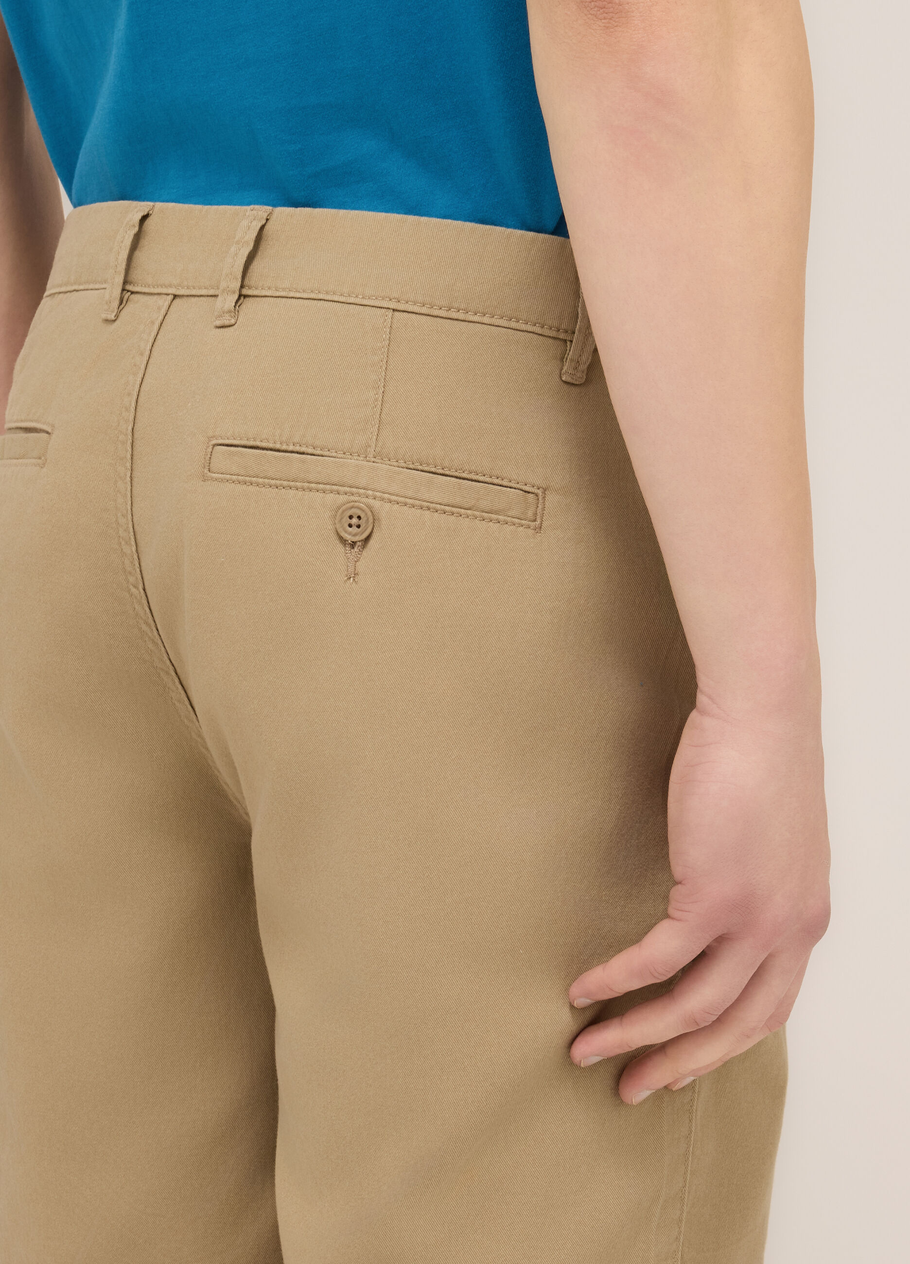 Bermuda in twill di cotone uomo_2